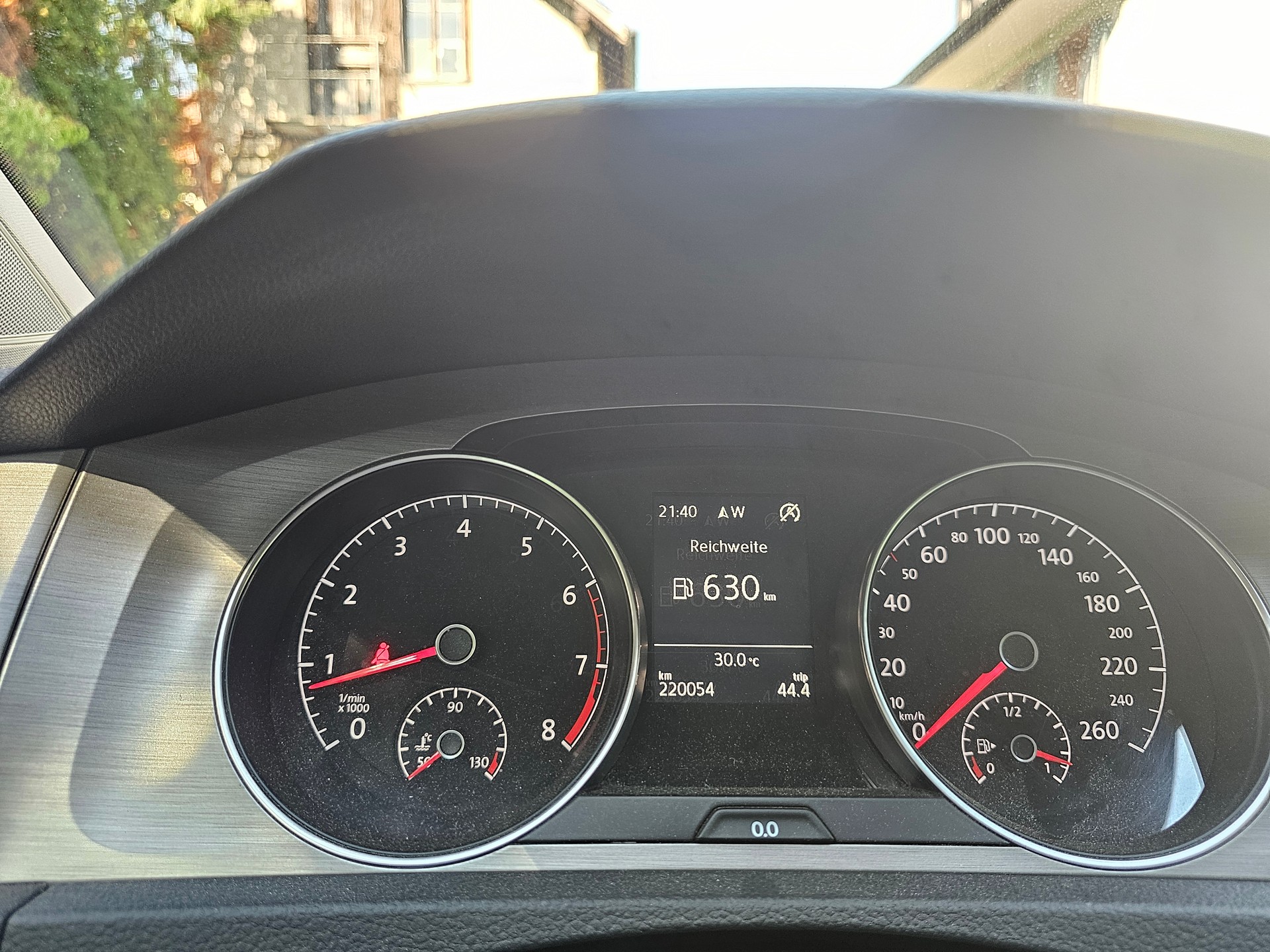 VW Golf 1.4 TSI 65th Edition DSG-image-7