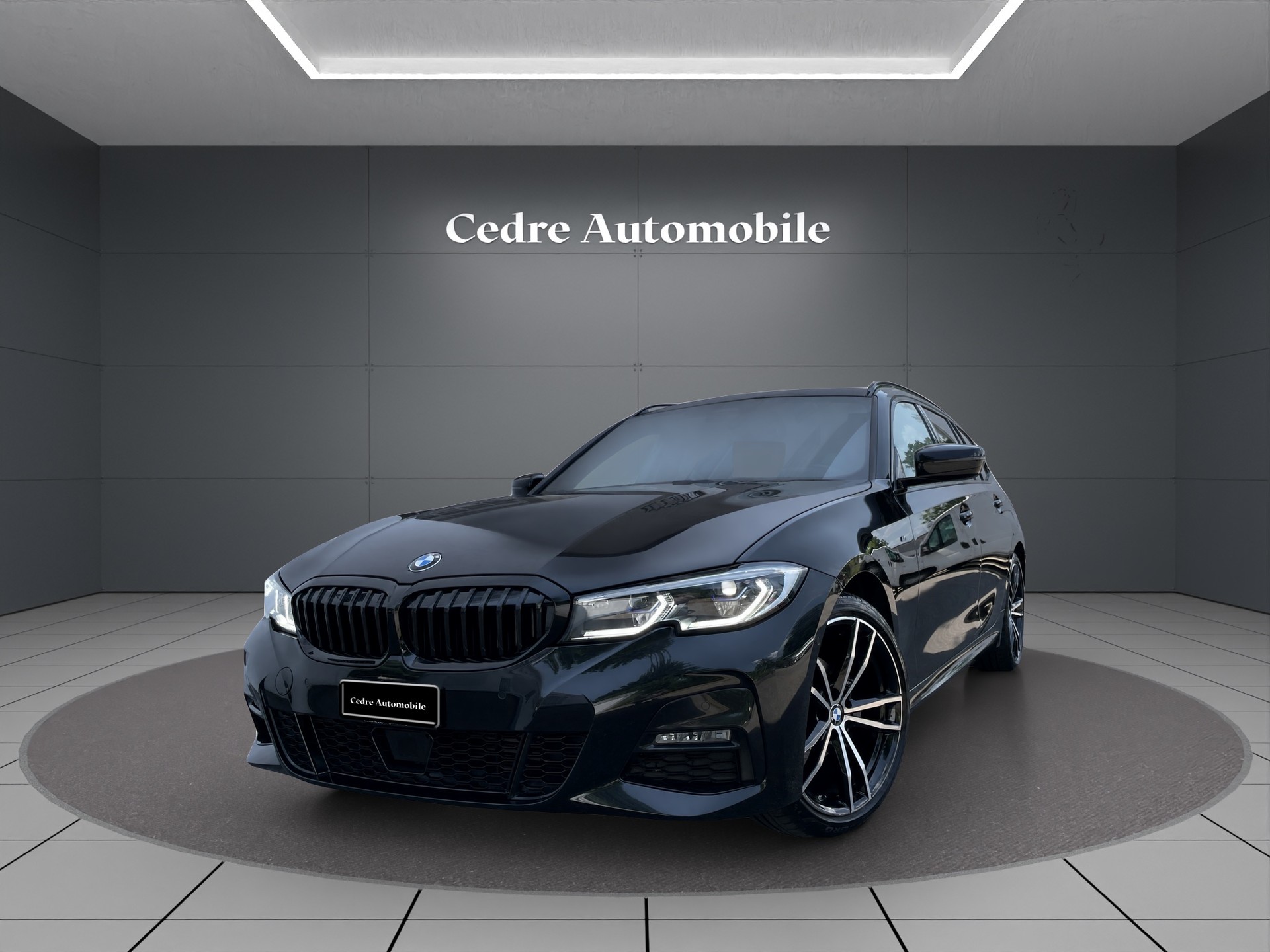 BMW 320d xDrive 48V Touring M Sport Steptronic-image-1