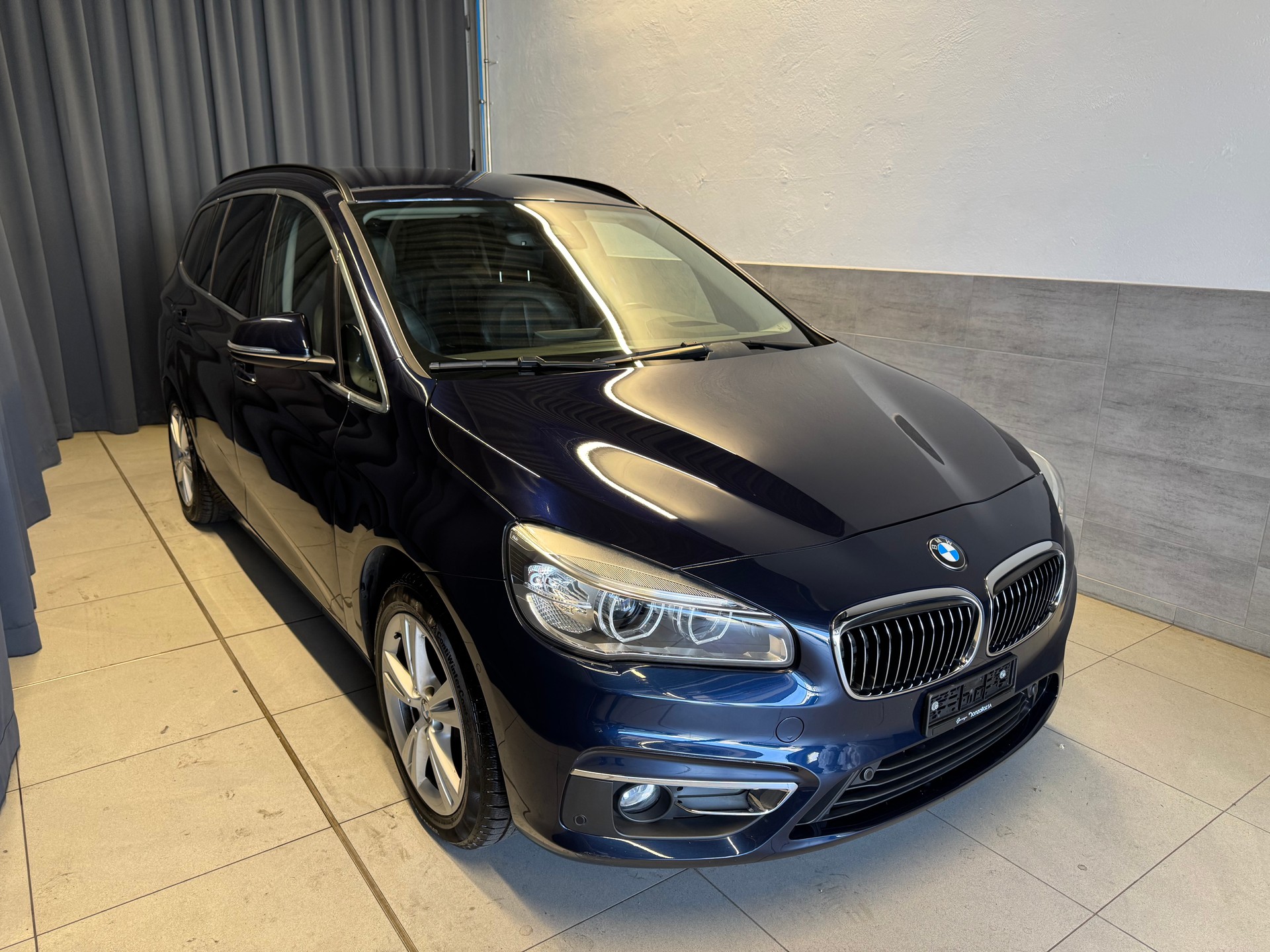 BMW 220d xDrive Gran Tourer Sport Line Steptronic (13)