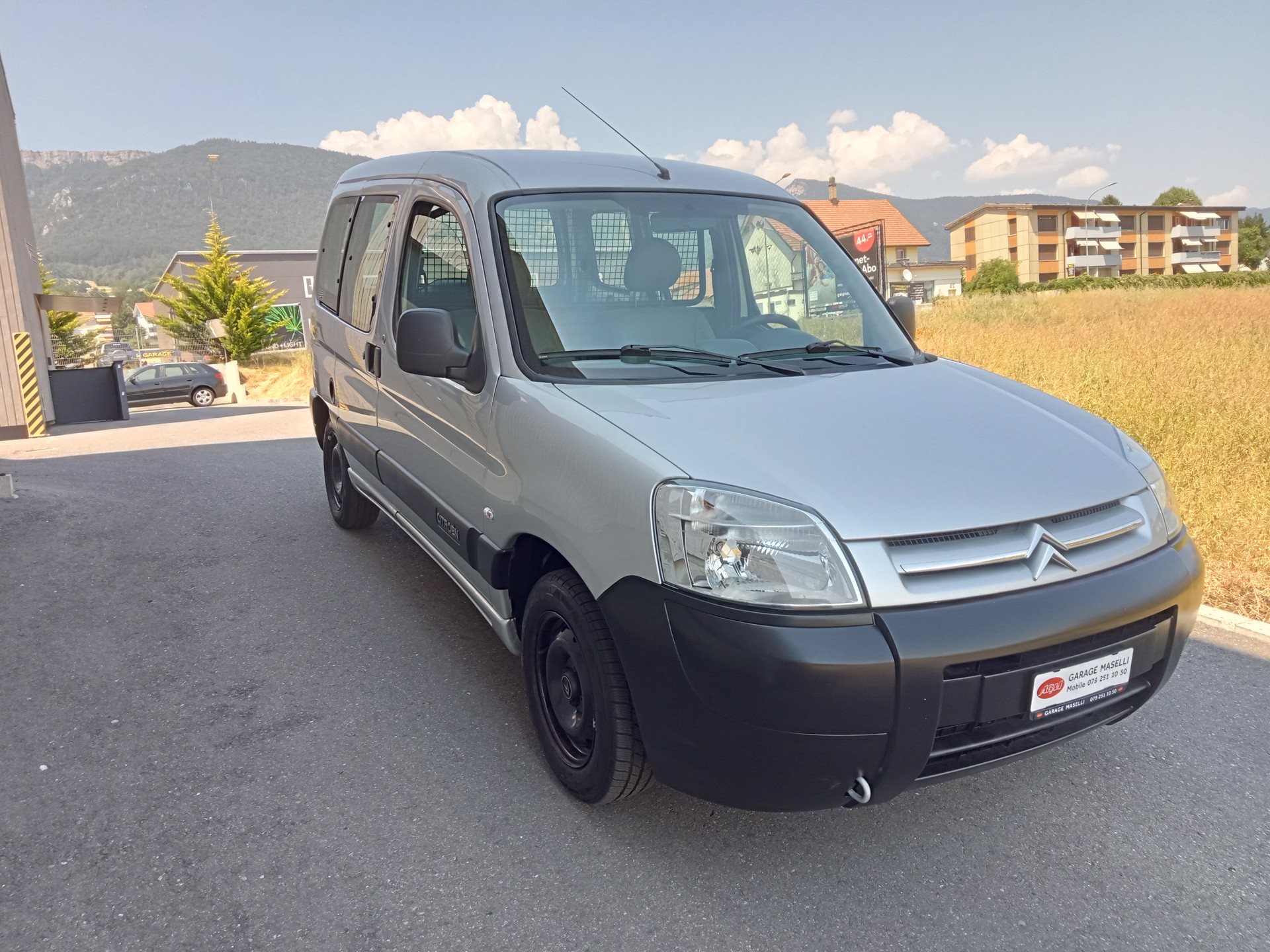 CITROEN Berlingo 1.4 600-image-2