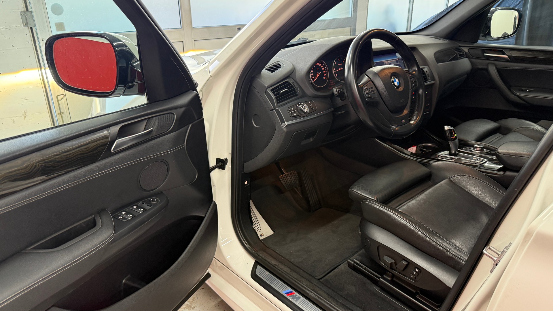 BMW X3 xDrive 30d Steptronic M Paket aus 1 Hand, Servicegepflegt, ab MFK, 8 fach Rad, Garantie 12 M./20000km-image-13
