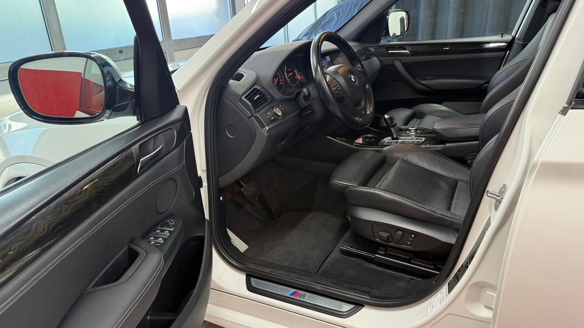 BMW X3 xDrive 30d Steptronic M Paket aus 1 Hand, Servicegepflegt, ab MFK, 8 fach Rad, Garantie 12 M./20000km-image-11