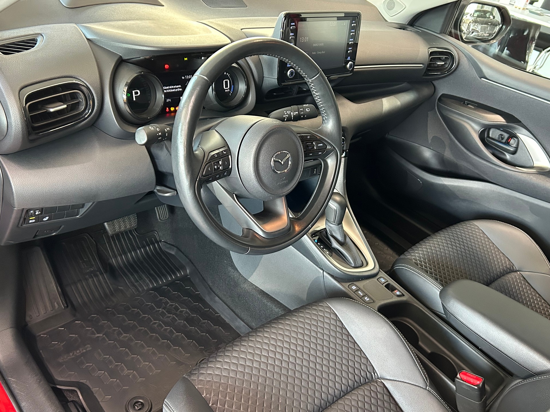MAZDA 2 Hybrid Select-image-11