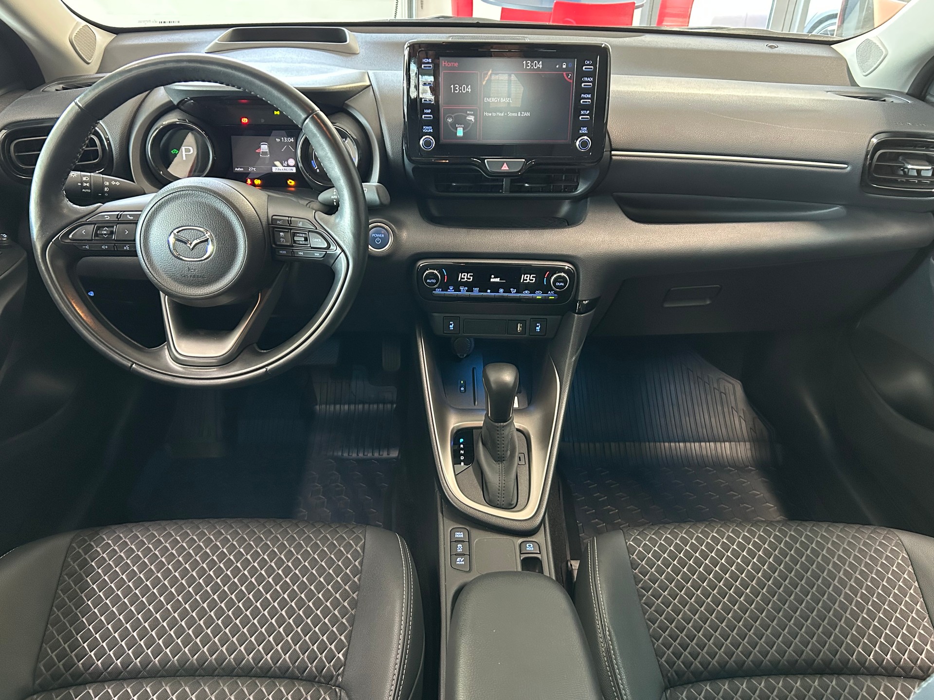 MAZDA 2 Hybrid Select-image-4