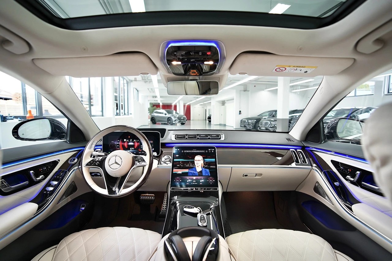 MERCEDES-BENZ S 450 L 4Matic AMG Line 9G-Tronic-image-29