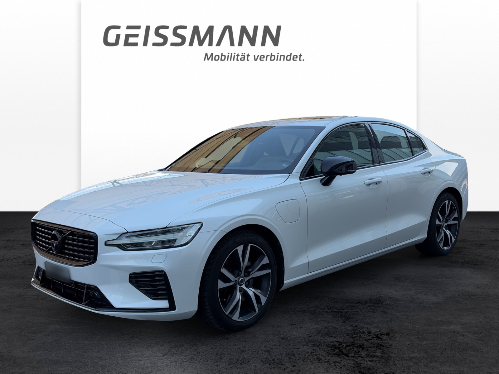 VOLVO S60 2.0 T8 TE R-Design eAWD-image-0