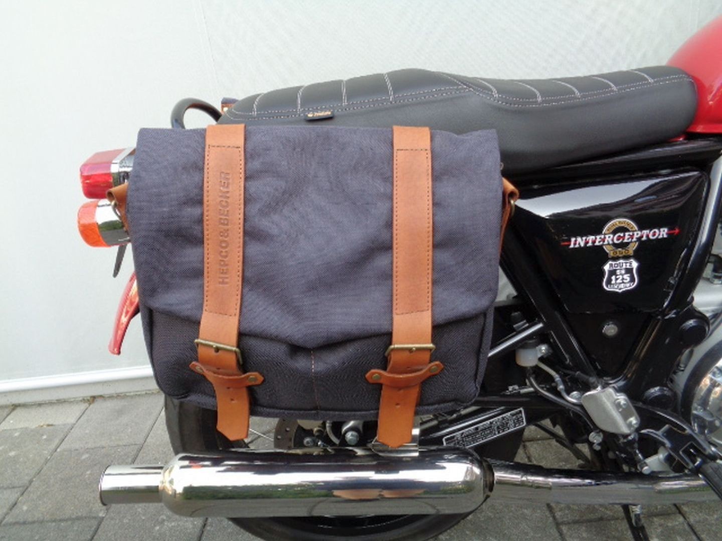 ROYAL ENFIELD INTERCEPTOR 650 TWIN-image-7