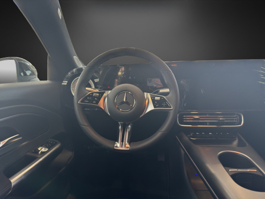 MERCEDES-BENZ CLA SB 180 8G-DCT-image-7