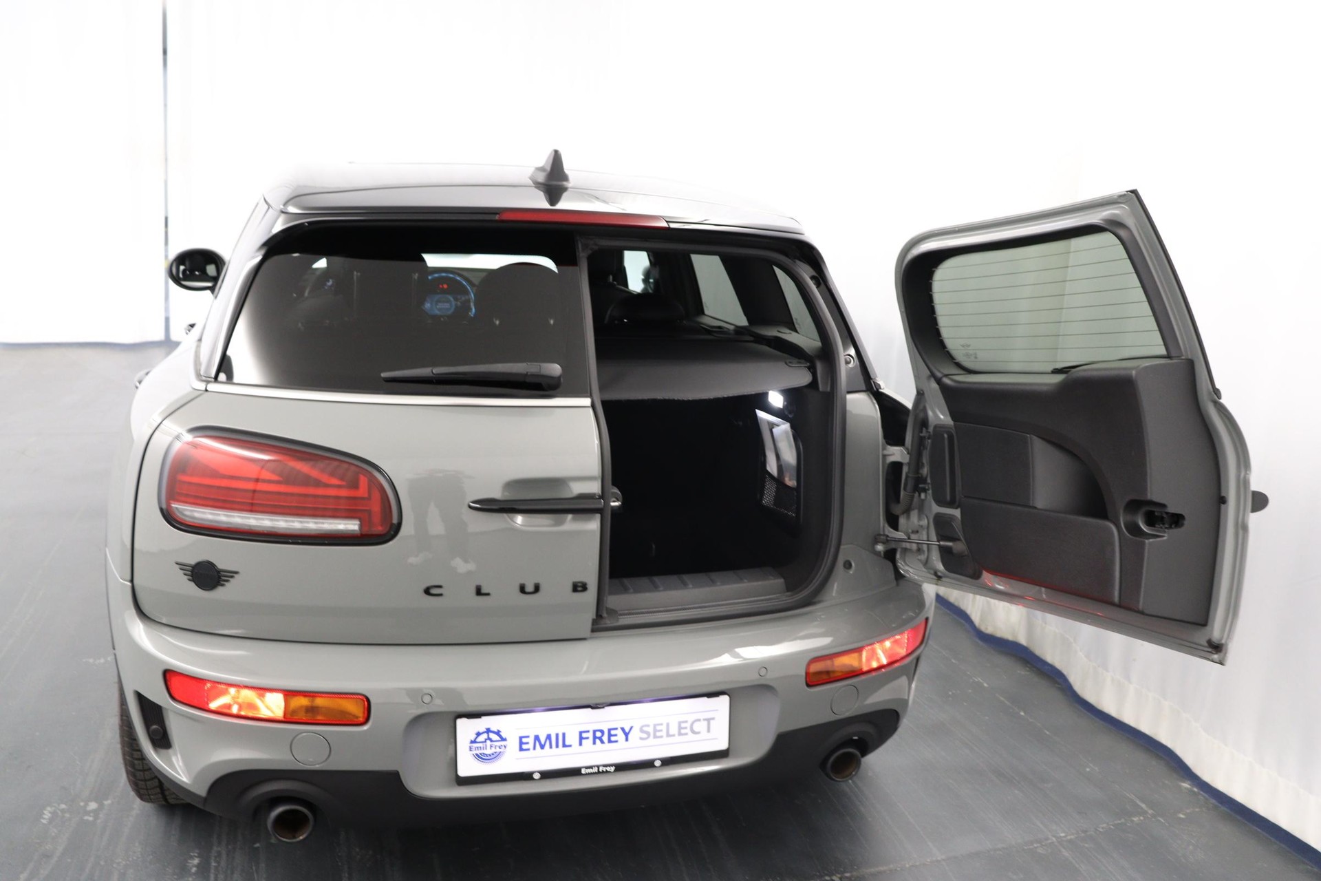 MINI Clubman F54 2.0i Cooper S ALL4-image-16