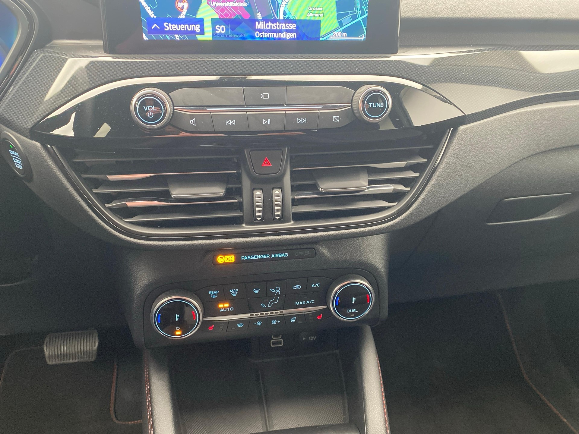 FORD Kuga 2.5 Plug-in Hybrid ST-Line-image-15