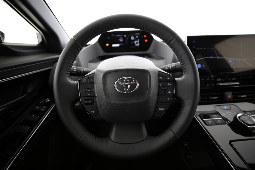 TOYOTA bZ4X Style AWD-image-4