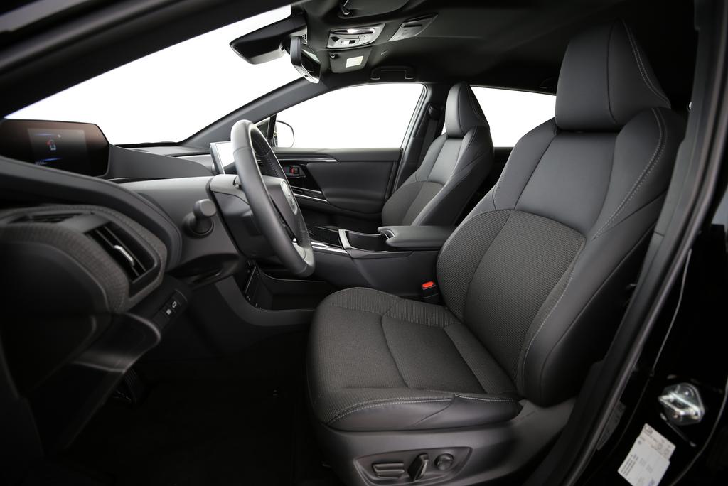 TOYOTA bZ4X Style AWD-image-3