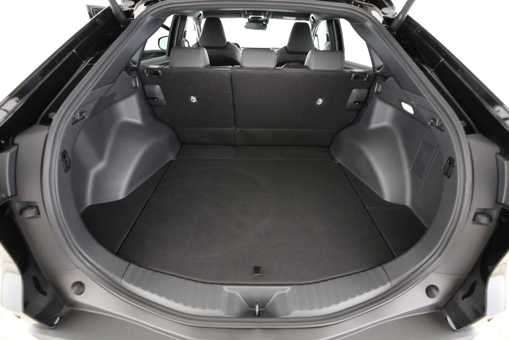 TOYOTA bZ4X Style AWD-image-10