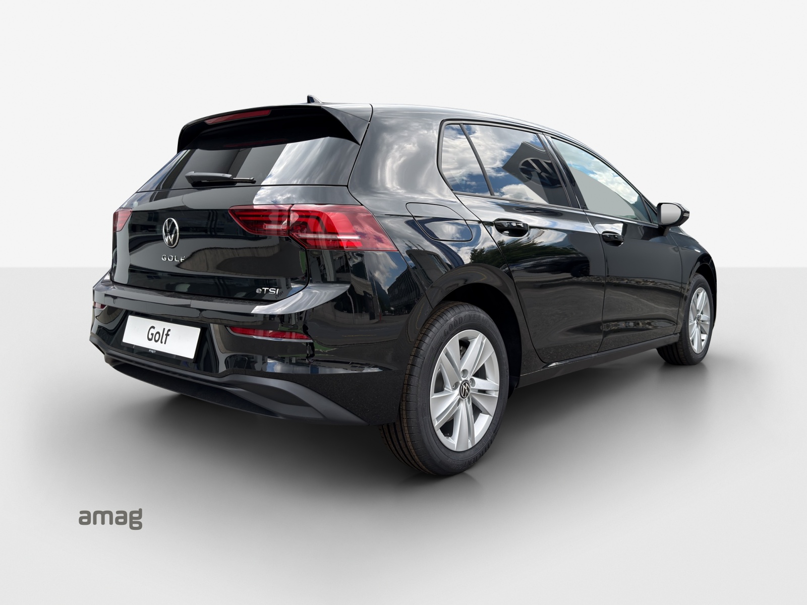 VW Golf 1.5 e TSI mHEV Value DSG-image-4