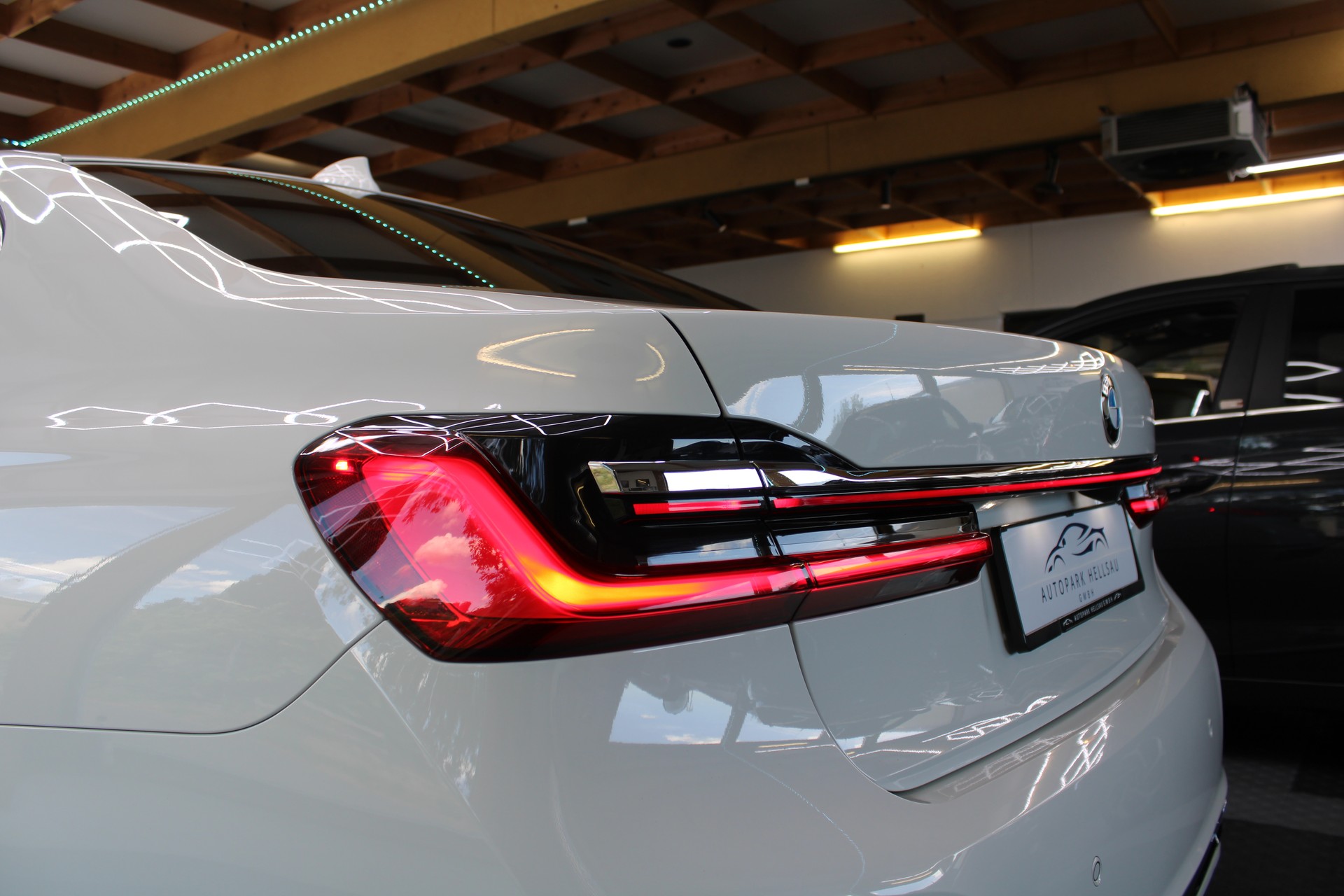 BMW 730d xDrive Steptronic-image-5