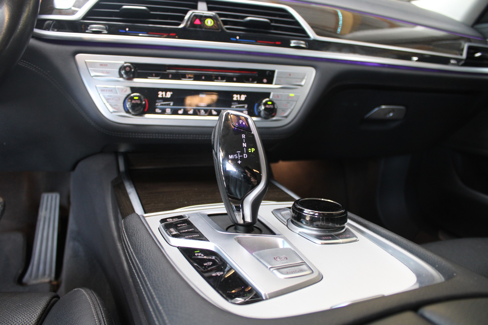BMW 730d xDrive Steptronic-image-7