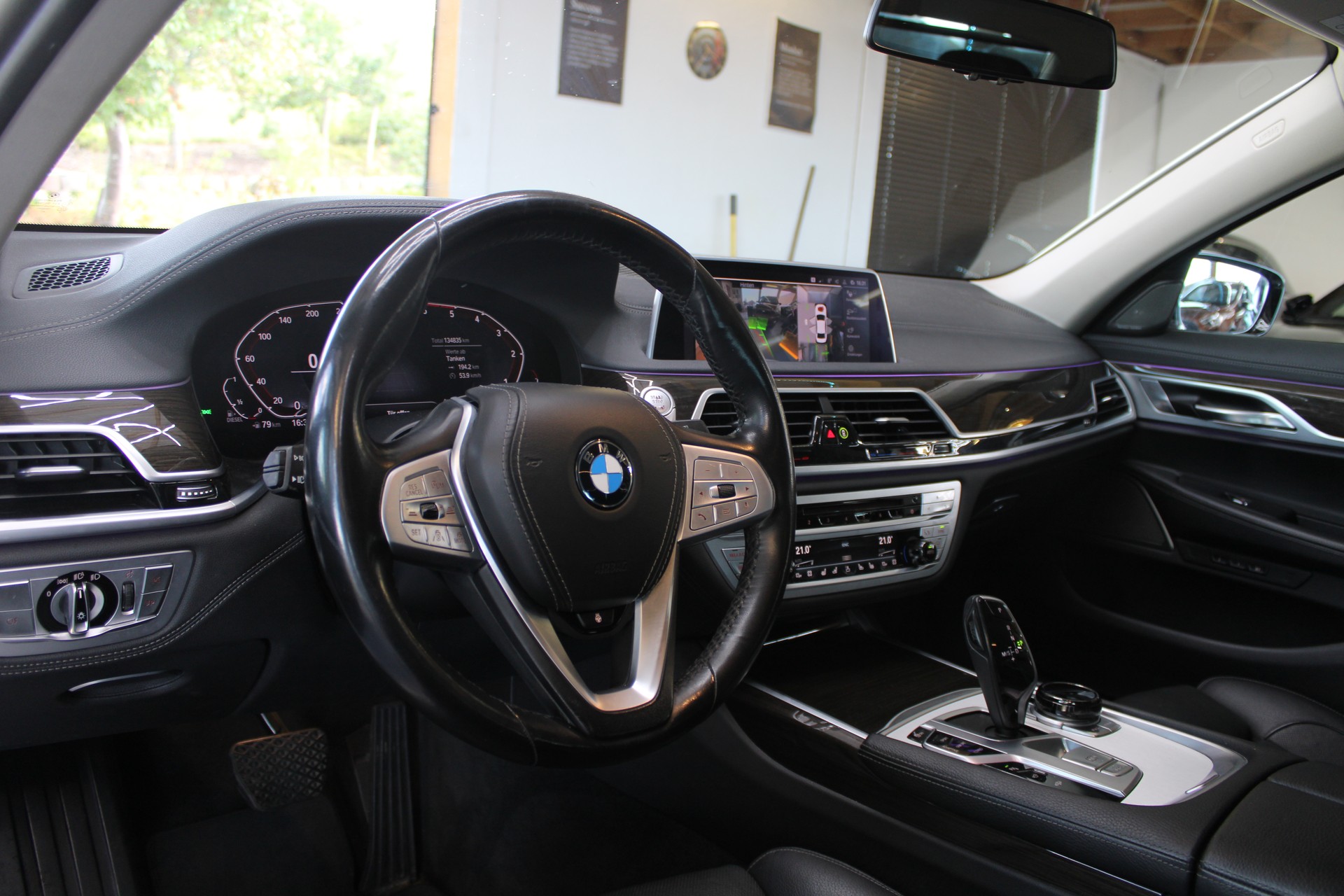 BMW 730d xDrive Steptronic-image-6