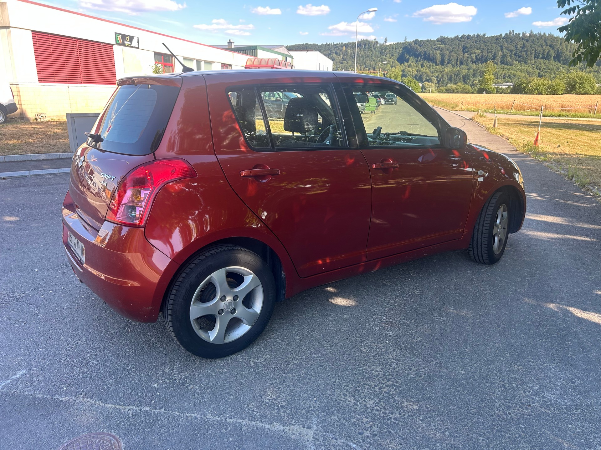 SUZUKI Swift 1.3i 16V GL Top 4x4-image-5