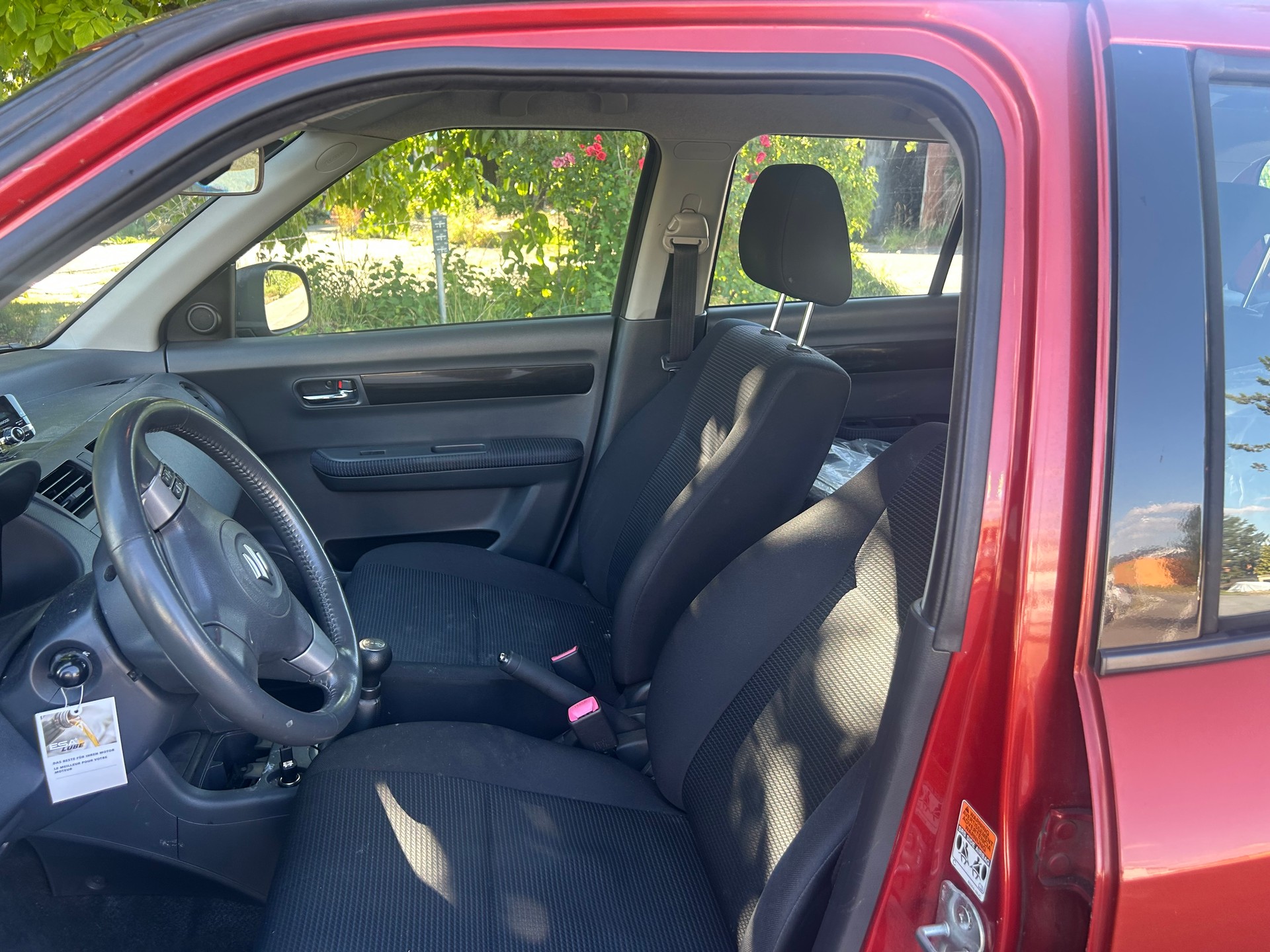 SUZUKI Swift 1.3i 16V GL Top 4x4-image-12