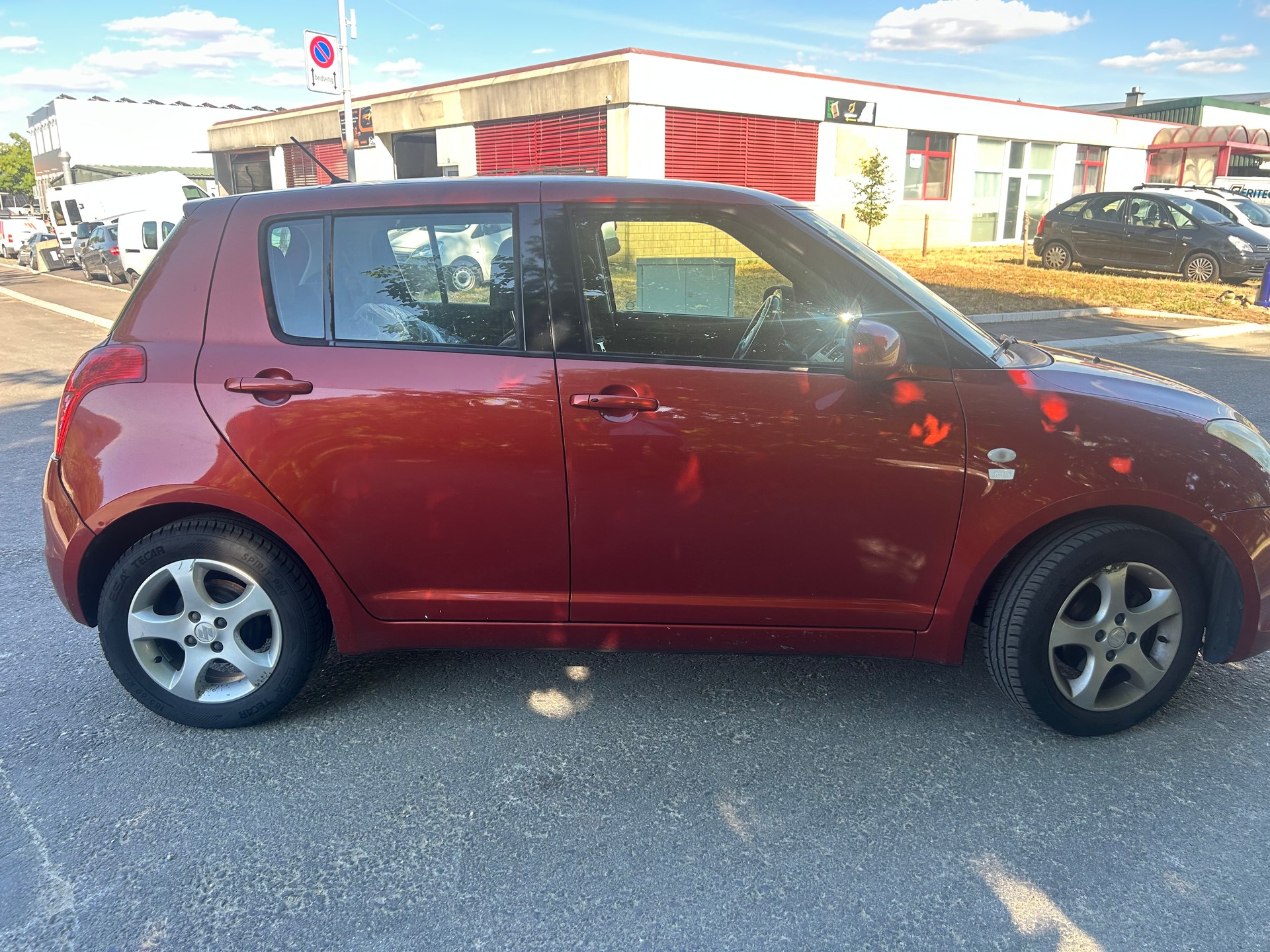 SUZUKI Swift 1.3i 16V GL Top 4x4-image-4