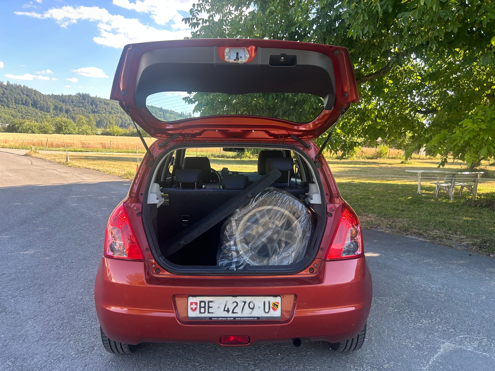 SUZUKI Swift 1.3i 16V GL Top 4x4-image-8