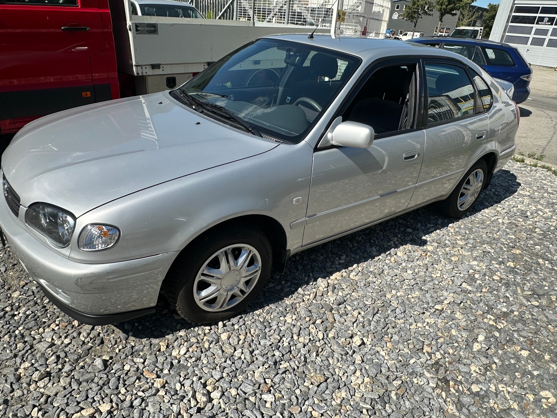 TOYOTA Corolla 1.6 Linea Sol plus-image-8
