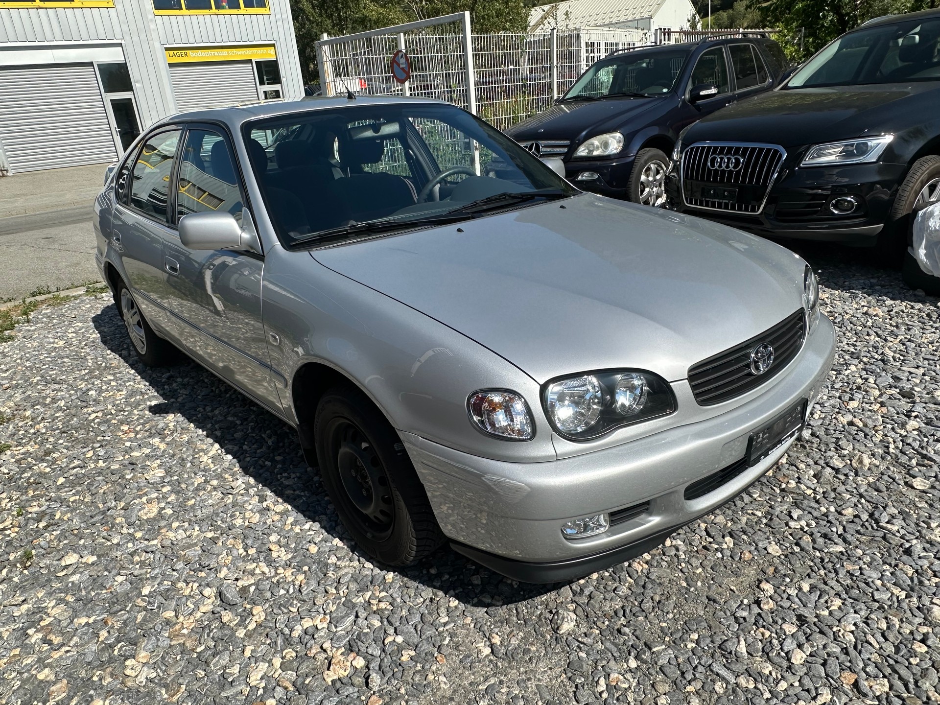 TOYOTA Corolla 1.6 Linea Sol plus-image-0