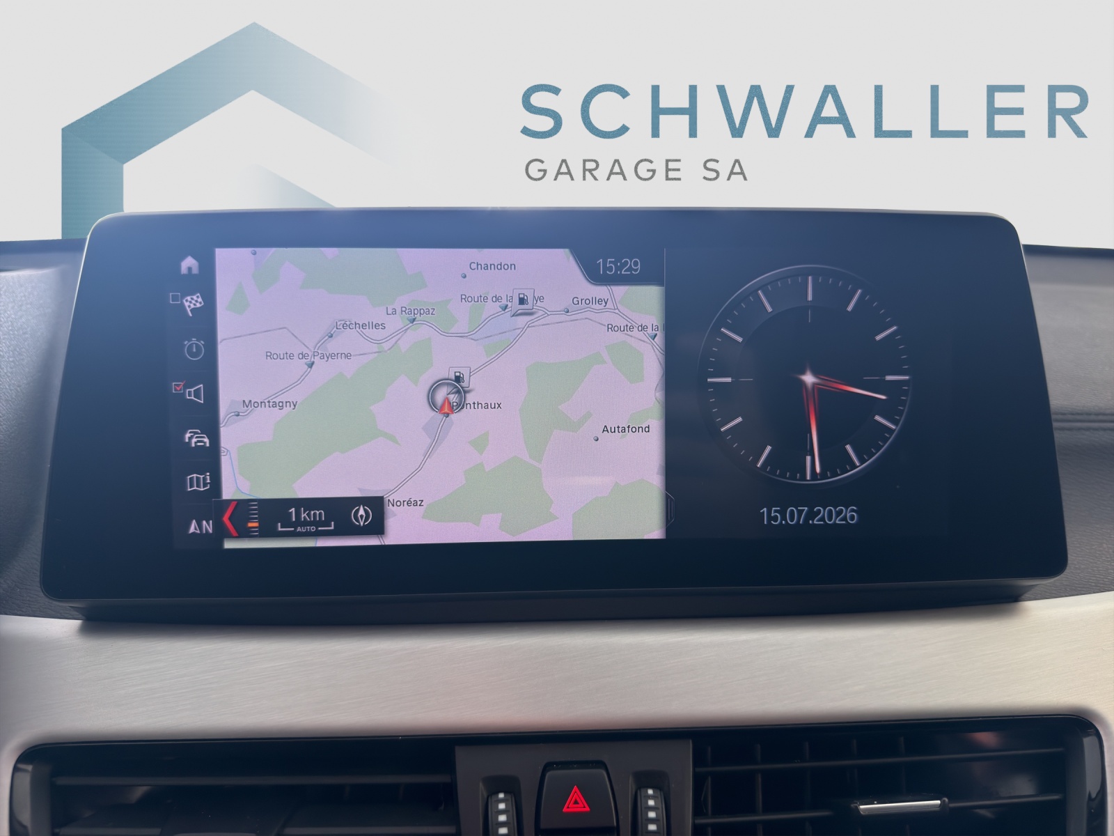 BMW X1 18i sDrive-image-10