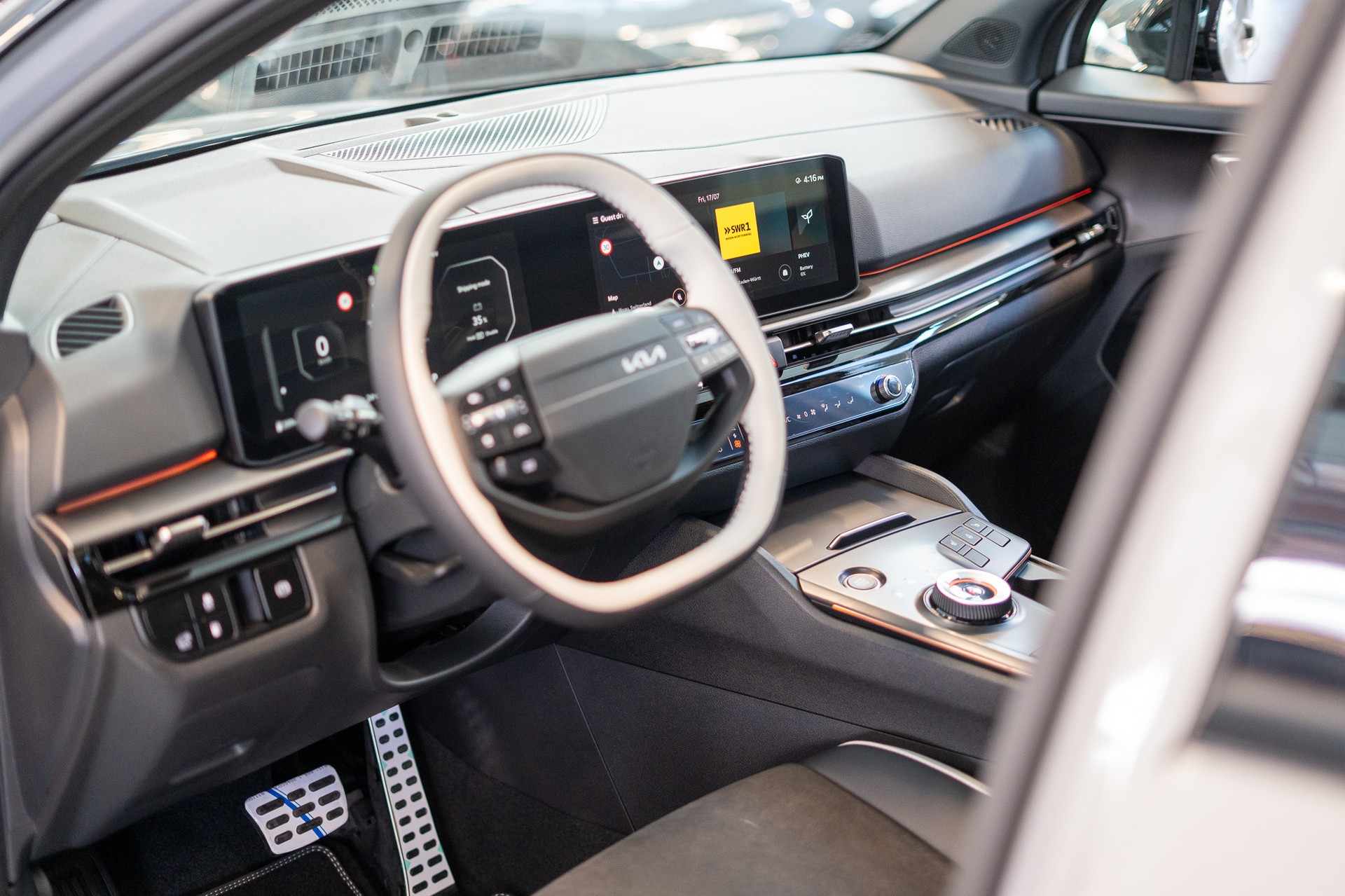 KIA Sportage 1.6T-GDi PHEV GT-Line Power Edition A / Panorama-Schiebedach-image-8