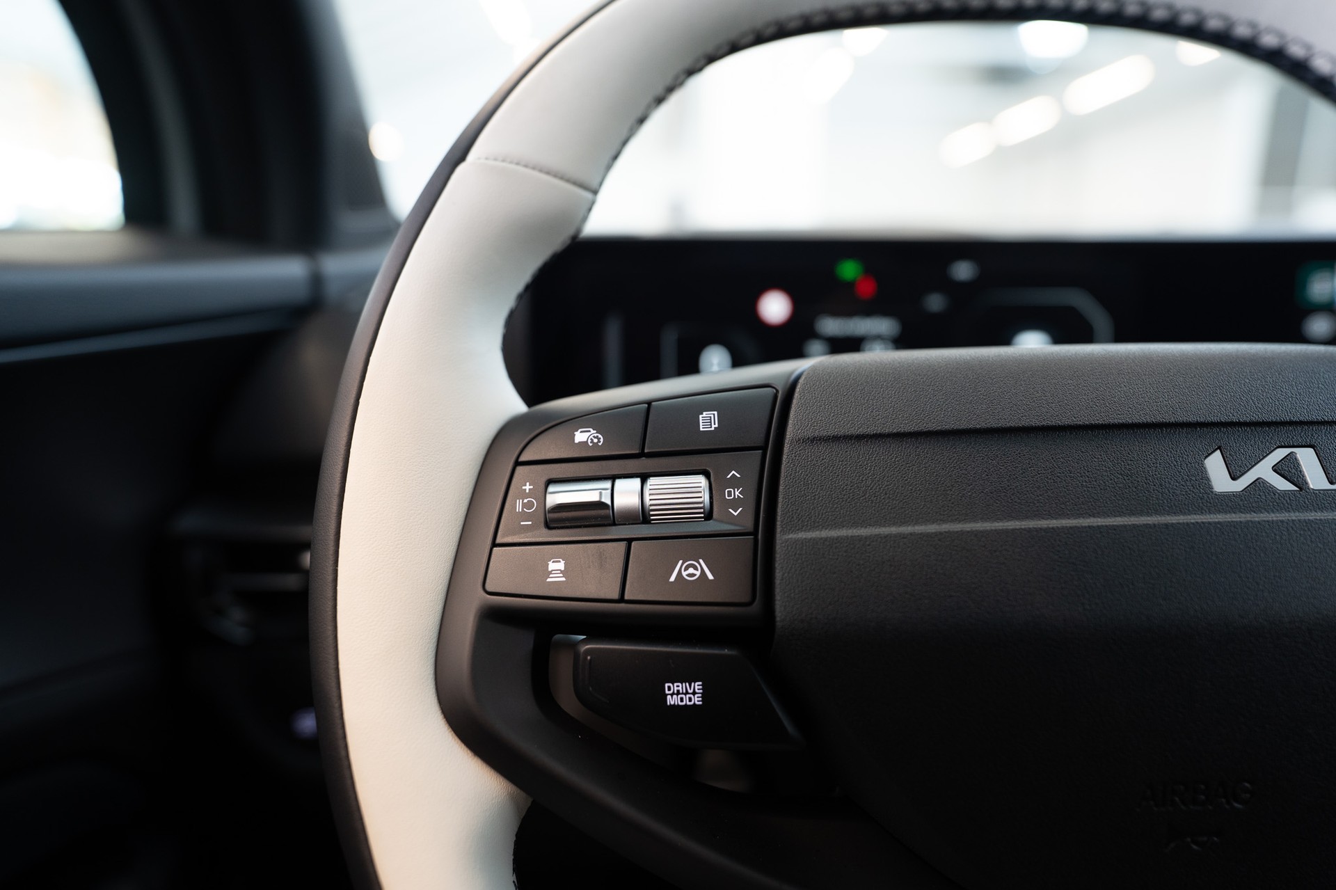 KIA Sportage 1.6T-GDi PHEV GT-Line Power Edition A / Panorama-Schiebedach-image-18