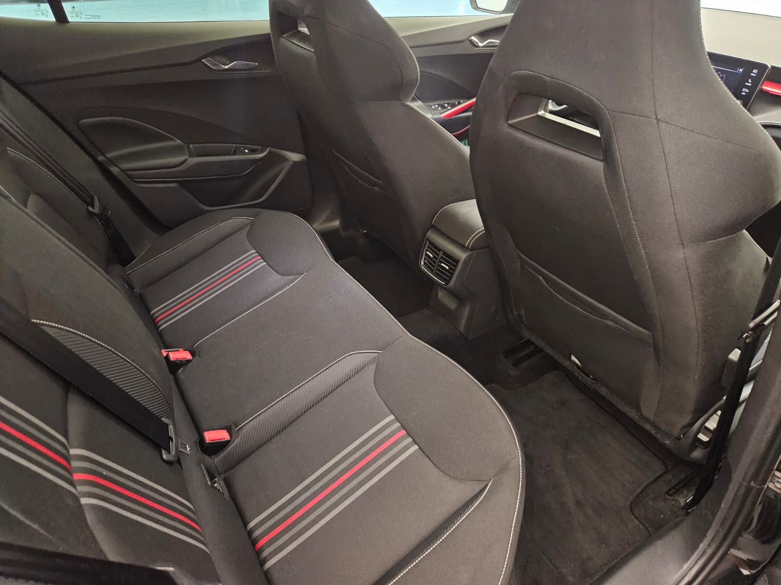 SKODA Fabia 1.5 TSI Monte Carlo DSG-image-13