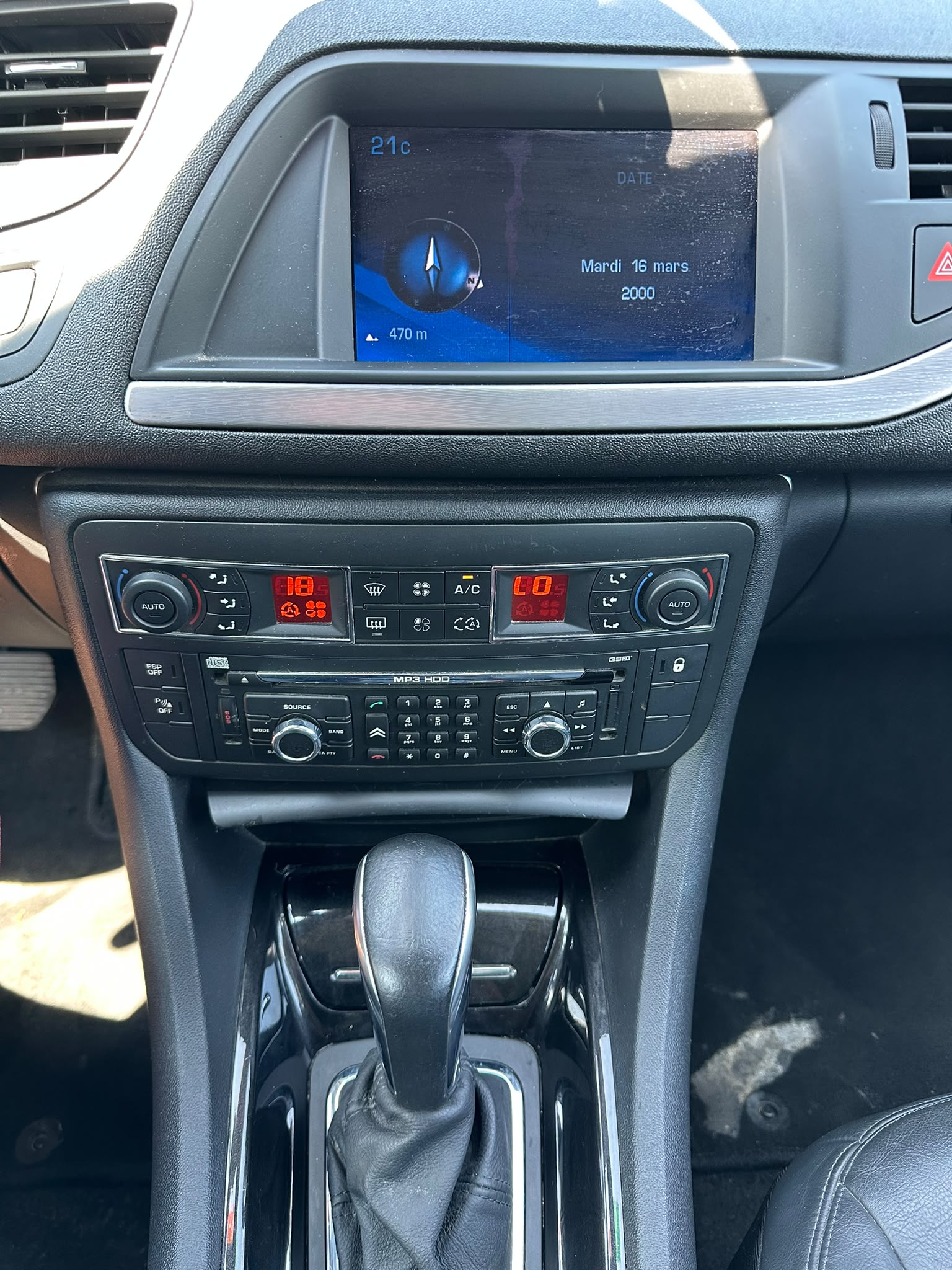 CITROEN C5 Tourer 2.7 HDi V6 Exclusive Automatic-image-18