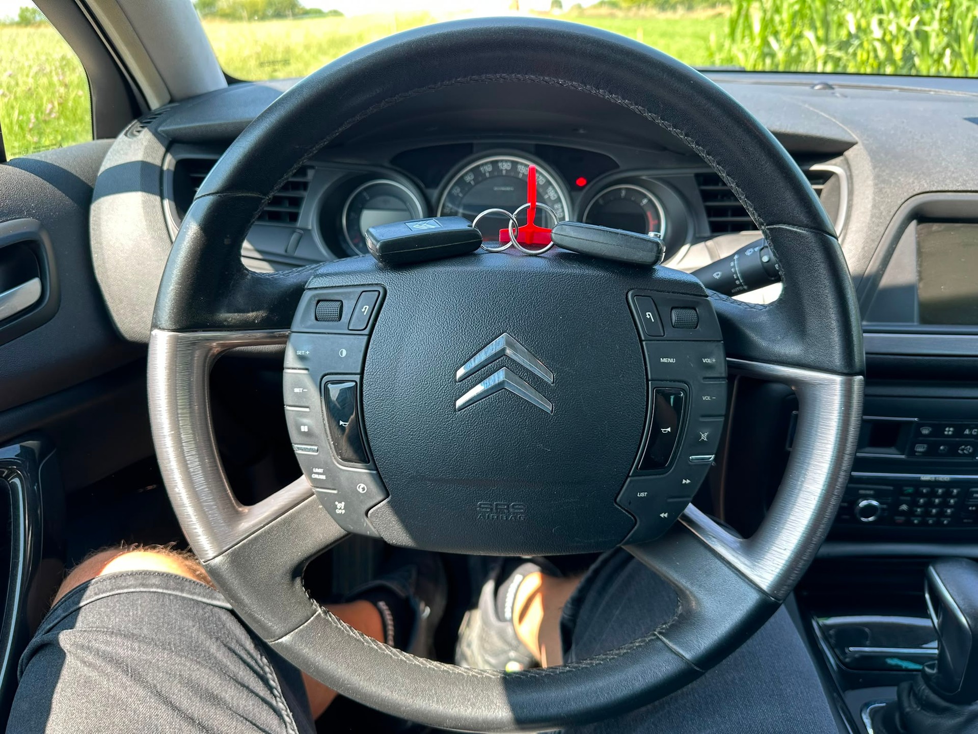CITROEN C5 Tourer 2.7 HDi V6 Exclusive Automatic-image-12