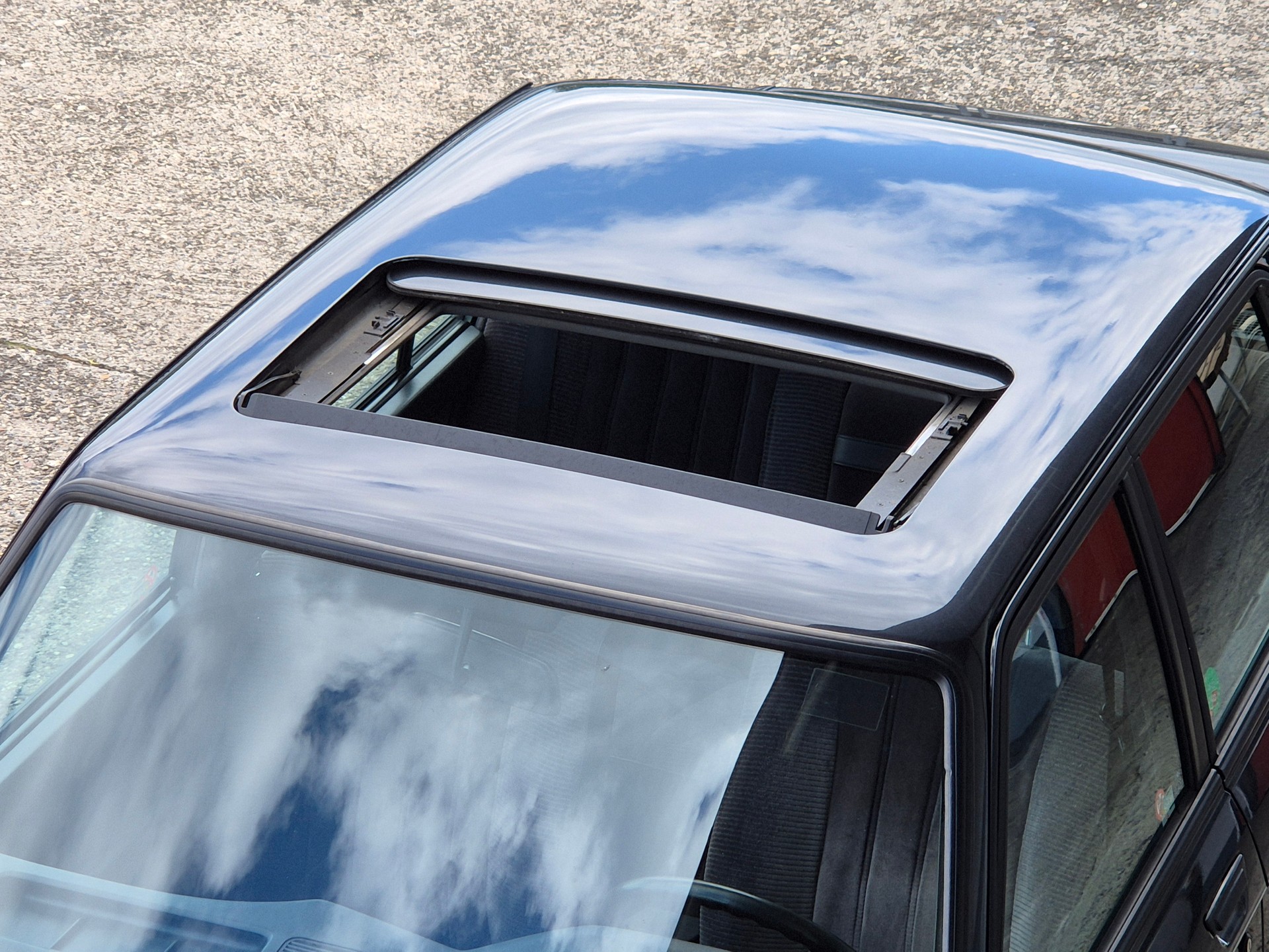 BMW 520i Edition-image-8