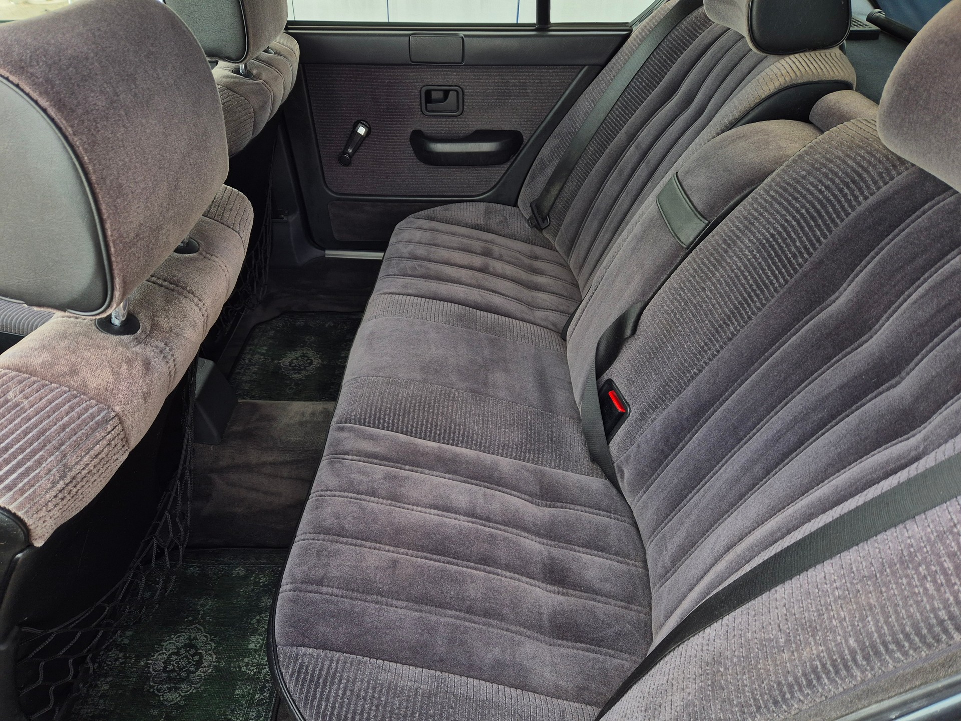 BMW 520i Edition-image-14