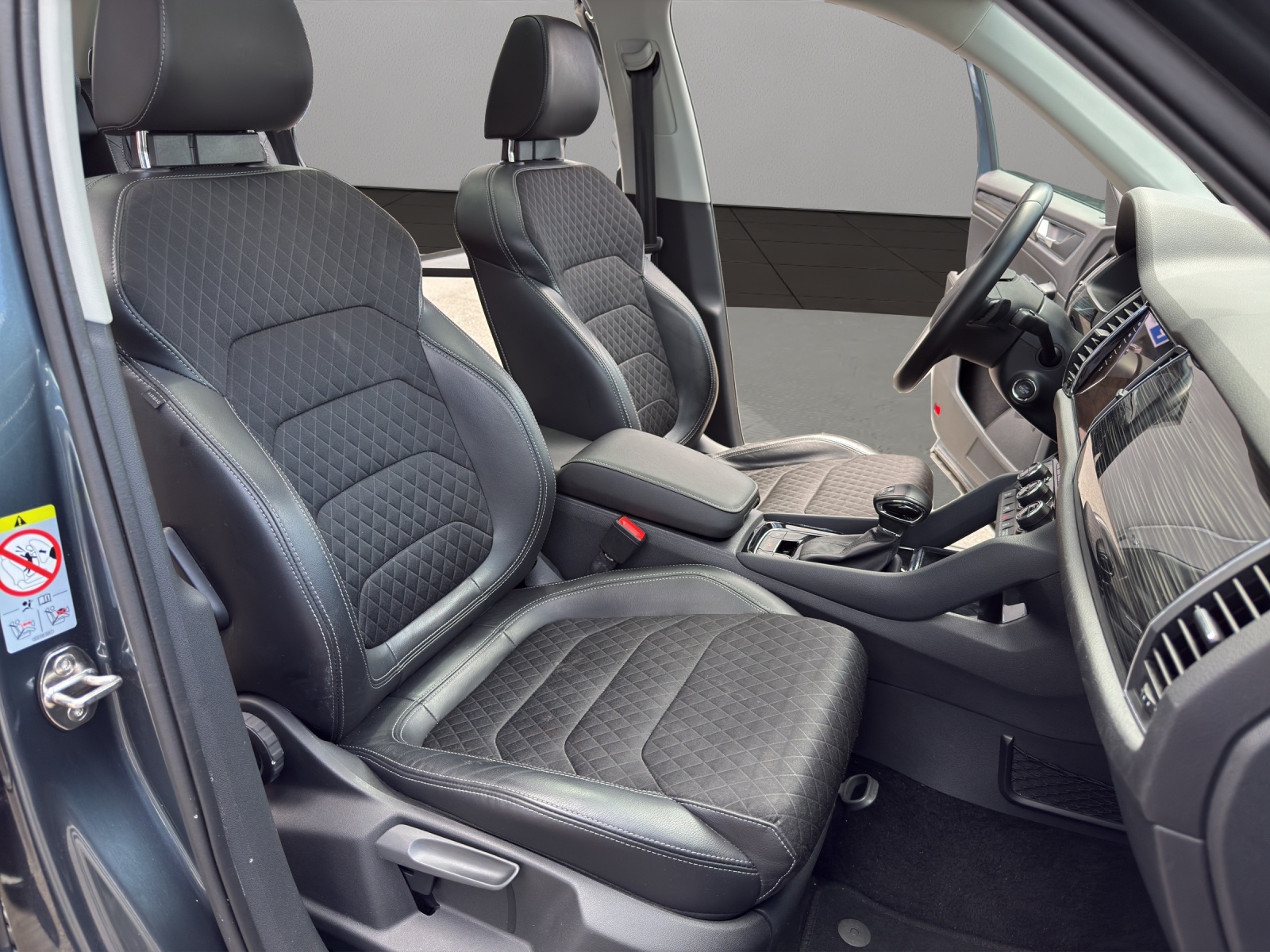 SKODA Kodiaq 2.0 TSI 4x4 Style-image-16