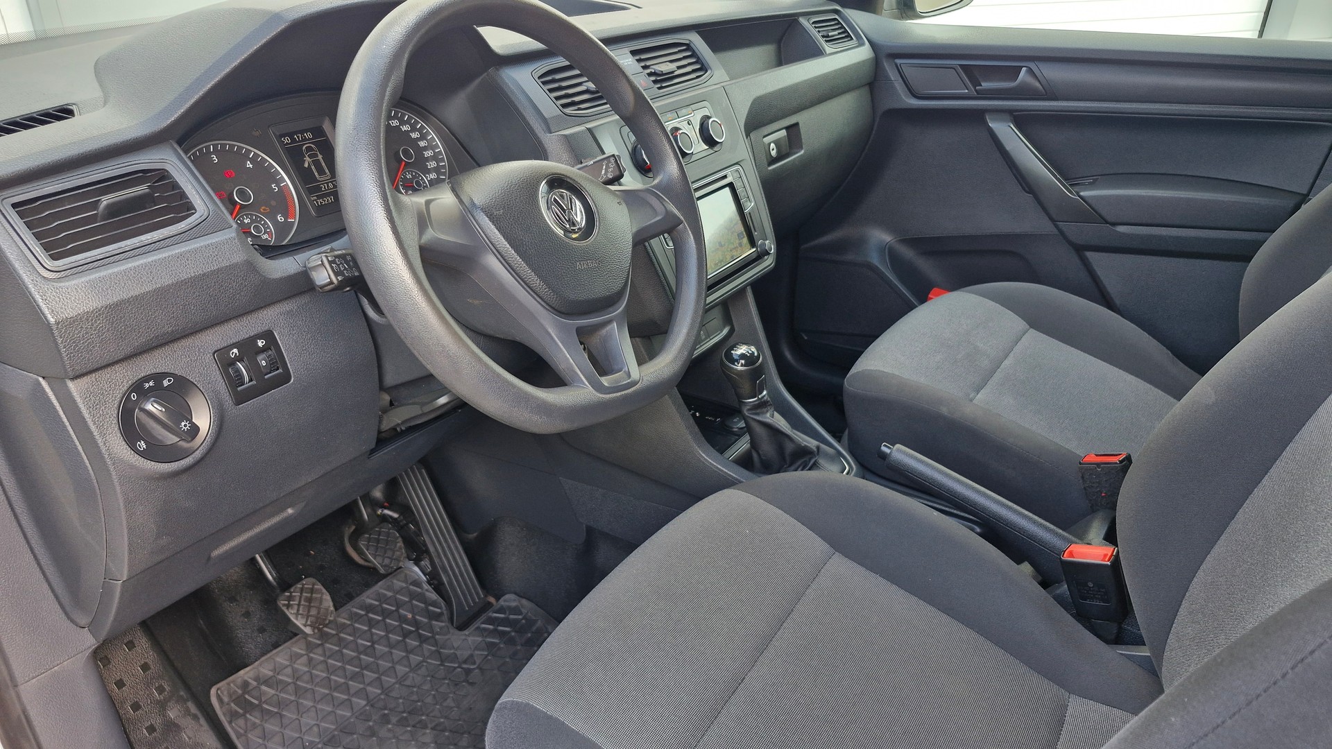 VW Caddy Maxi Kaw. 2.0 TDI 122 BMT 4motion-image-5