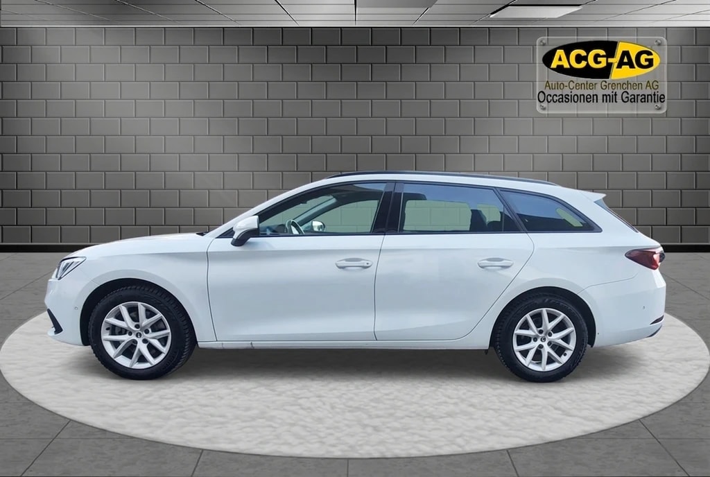 SEAT Leon ST 2.0 TDI EVO DSG Style ** Full Digital Cockpit ** Parklehnassistanz **Gr.Navi ** Parkhilfe ** Modell 2021 ** Ab MFK-image-3
