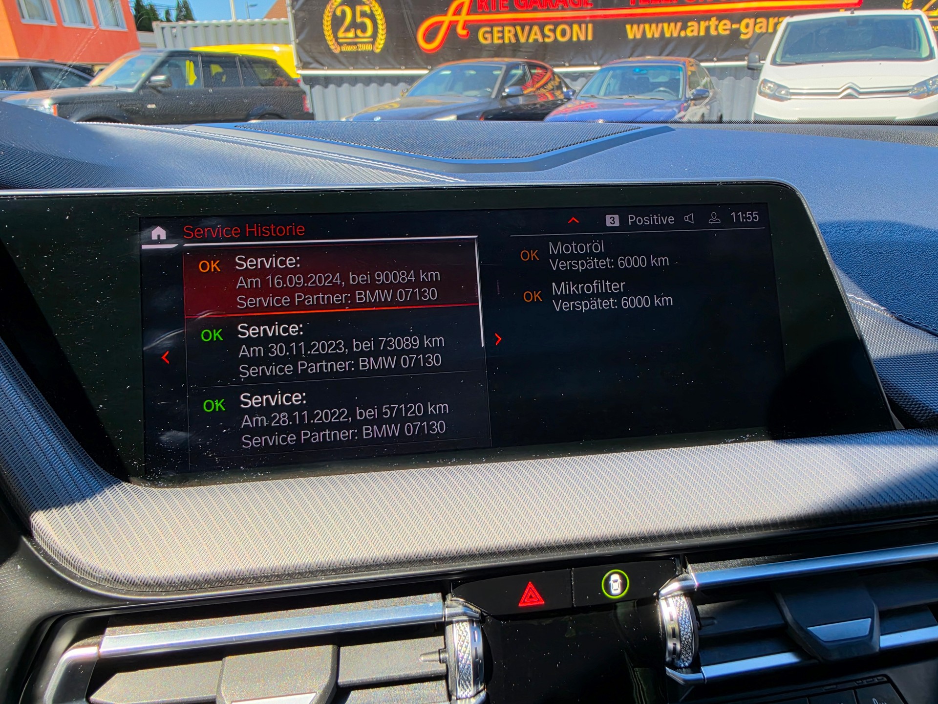 BMW M135i xDrive Steptronic-image-34