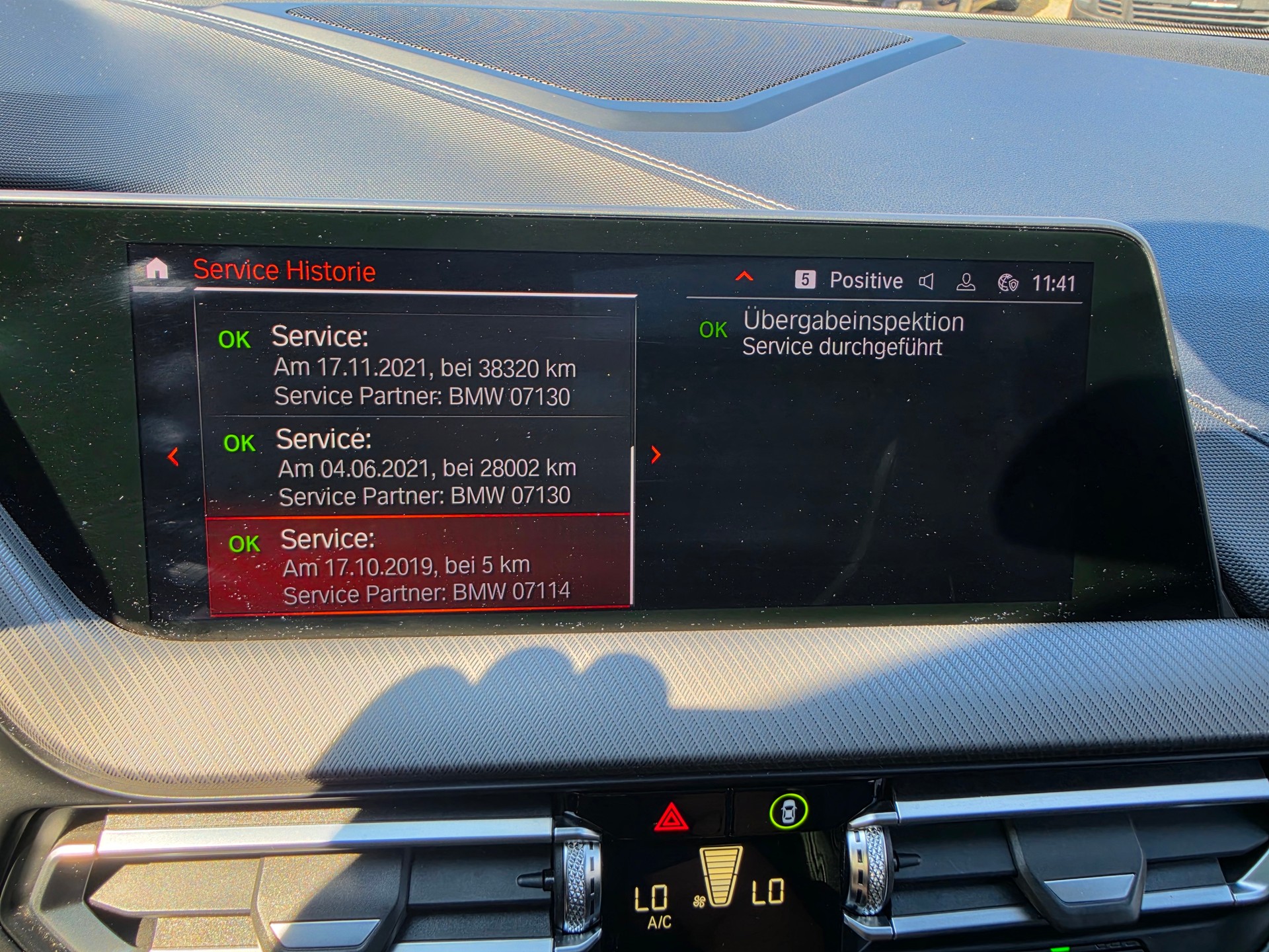 BMW M135i xDrive Steptronic-image-40
