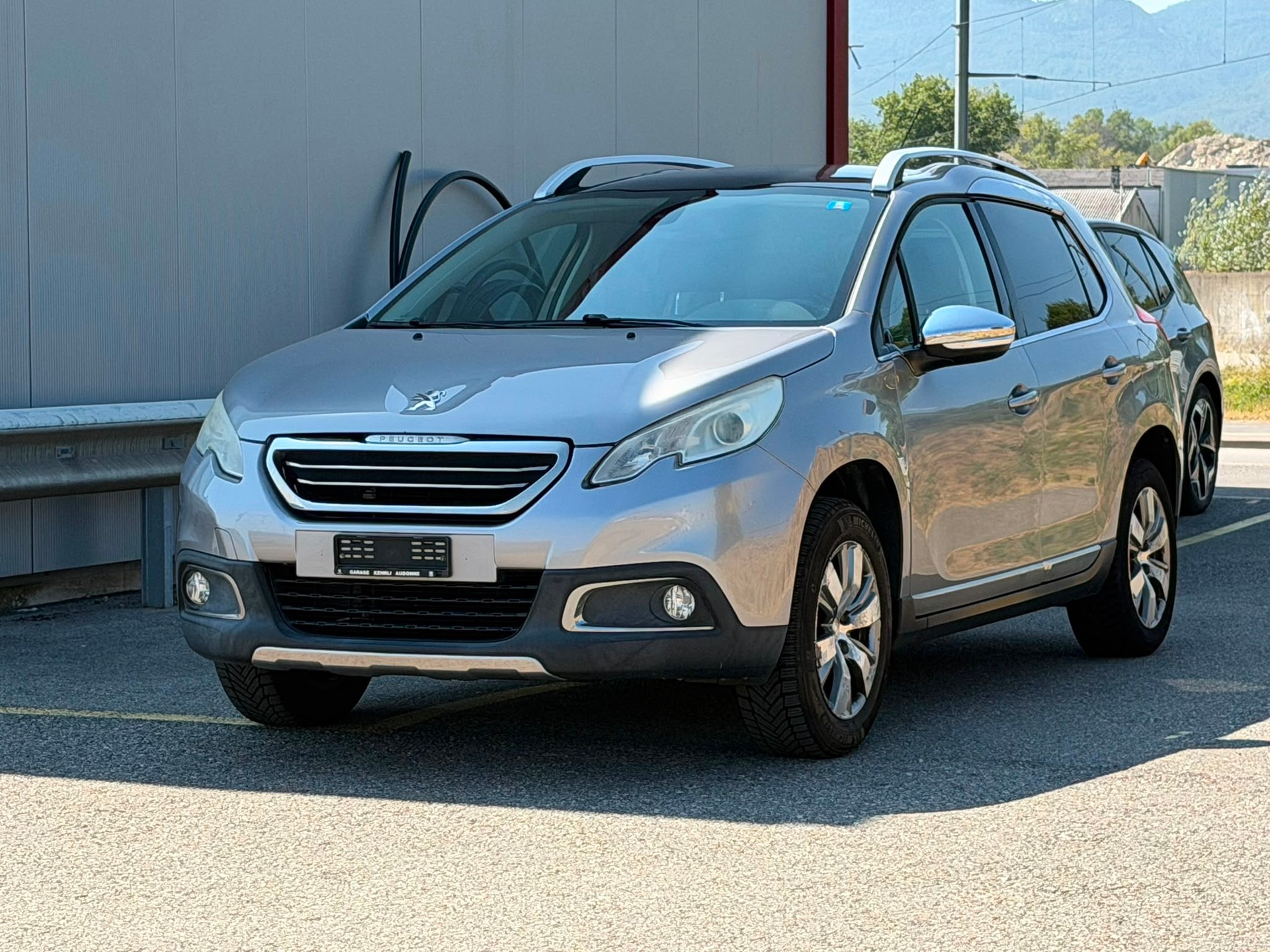 PEUGEOT 2008 1.6 VTI Allure-image-0