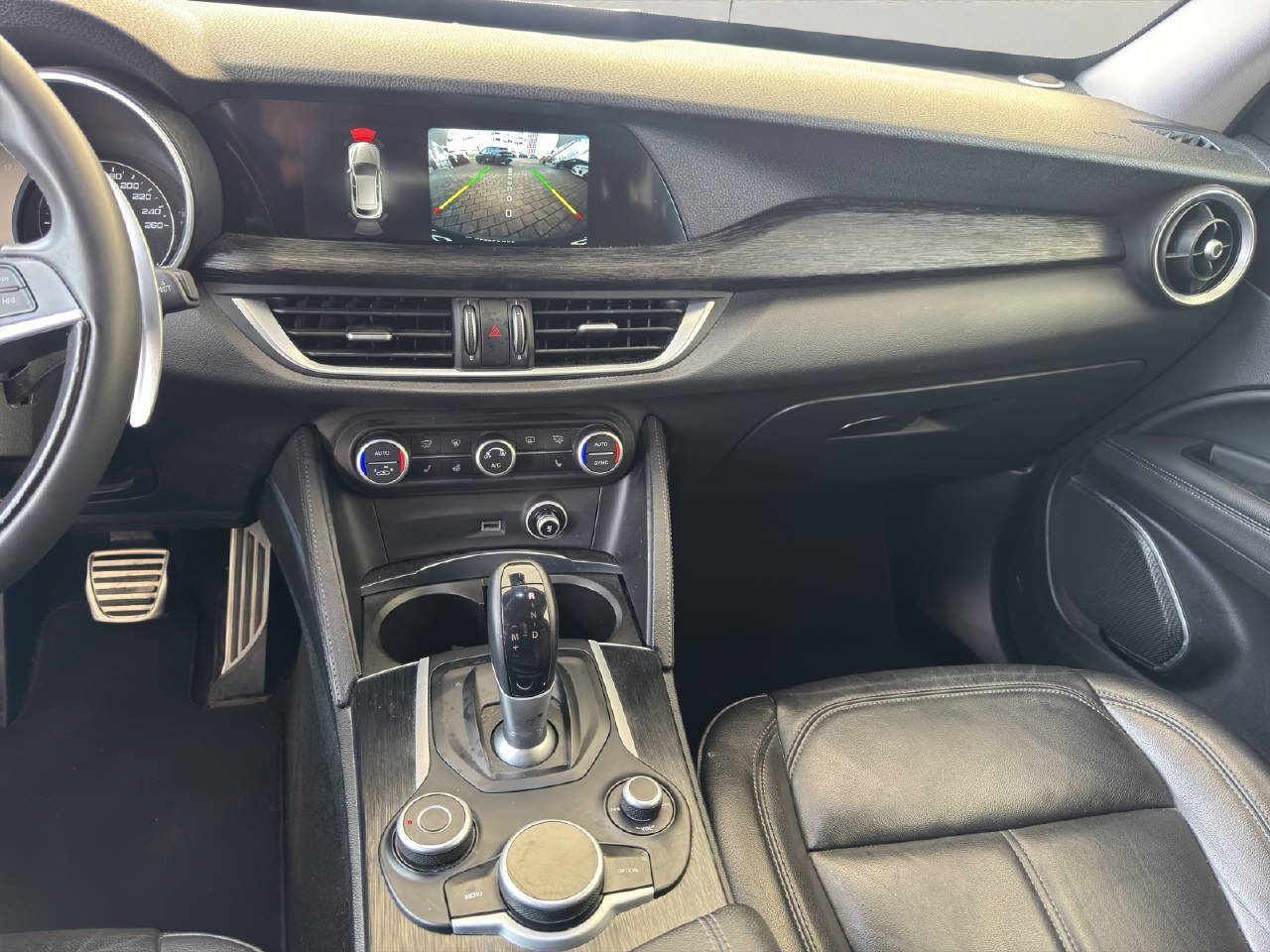 ALFA ROMEO Stelvio 2.2 D Q4 190 Business-image-14