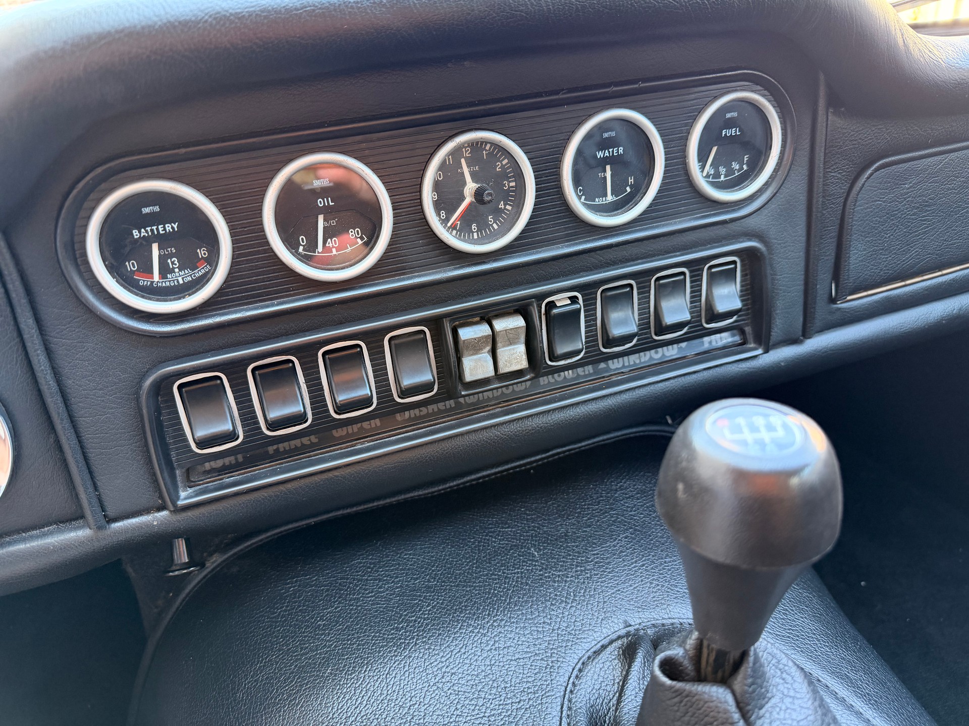 MARCOS 3000 GT-image-11