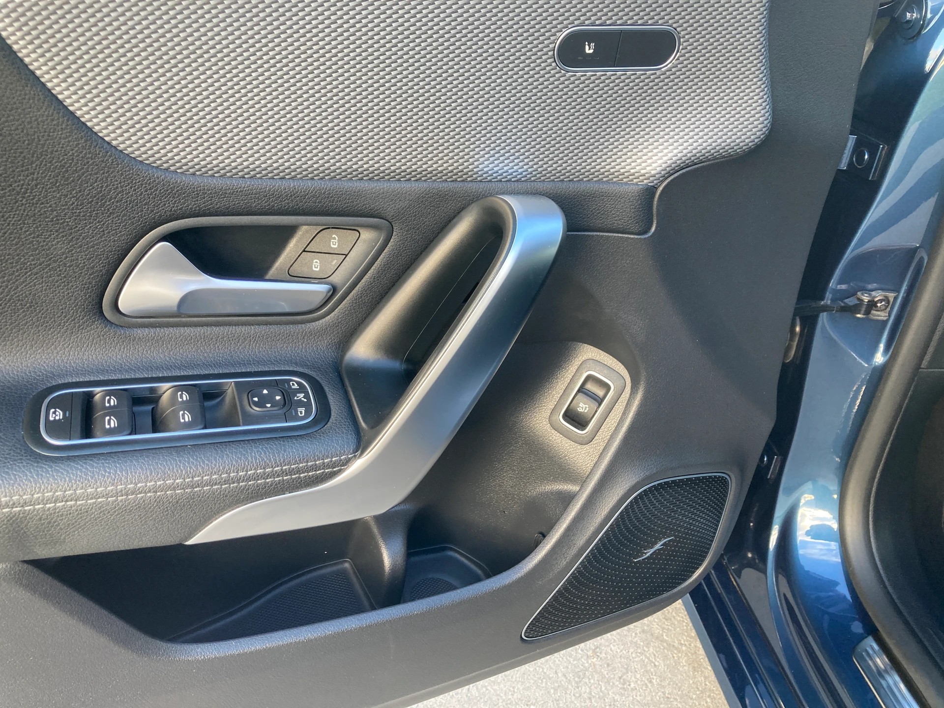 MERCEDES-BENZ CLA Shooting Brake 200 7G-DCT-image-8