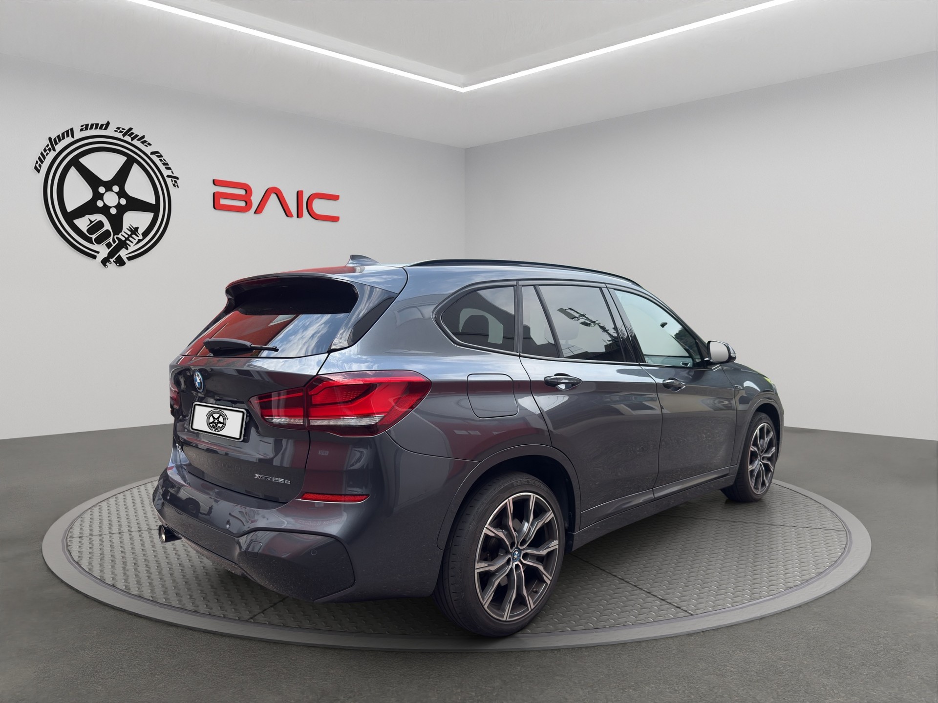 BMW X1 xDrive 25e M Sport Steptronic-image-4