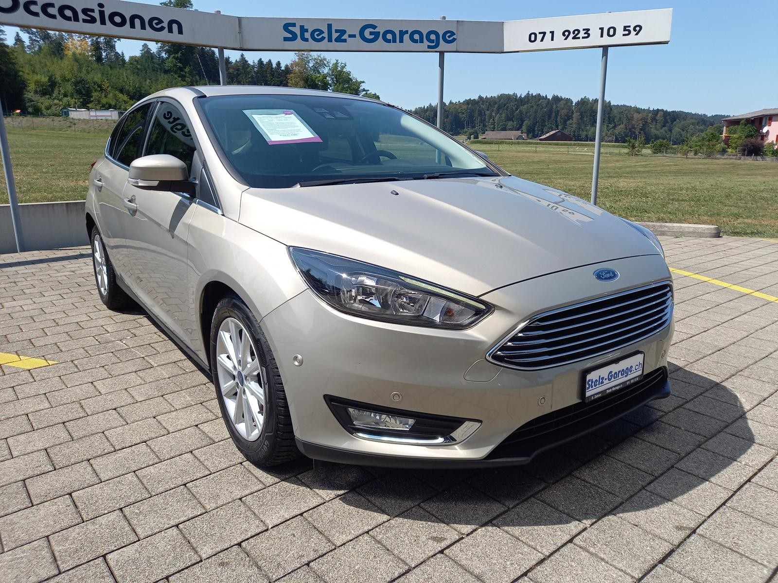 FORD Focus 1.5 SCTi Titanium Automatic-image-3