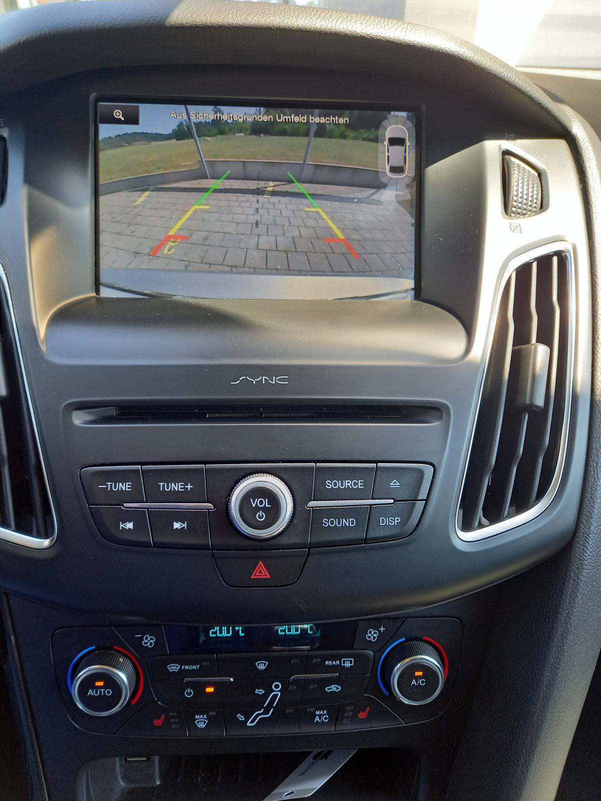 FORD Focus 1.5 SCTi Titanium Automatic-image-8