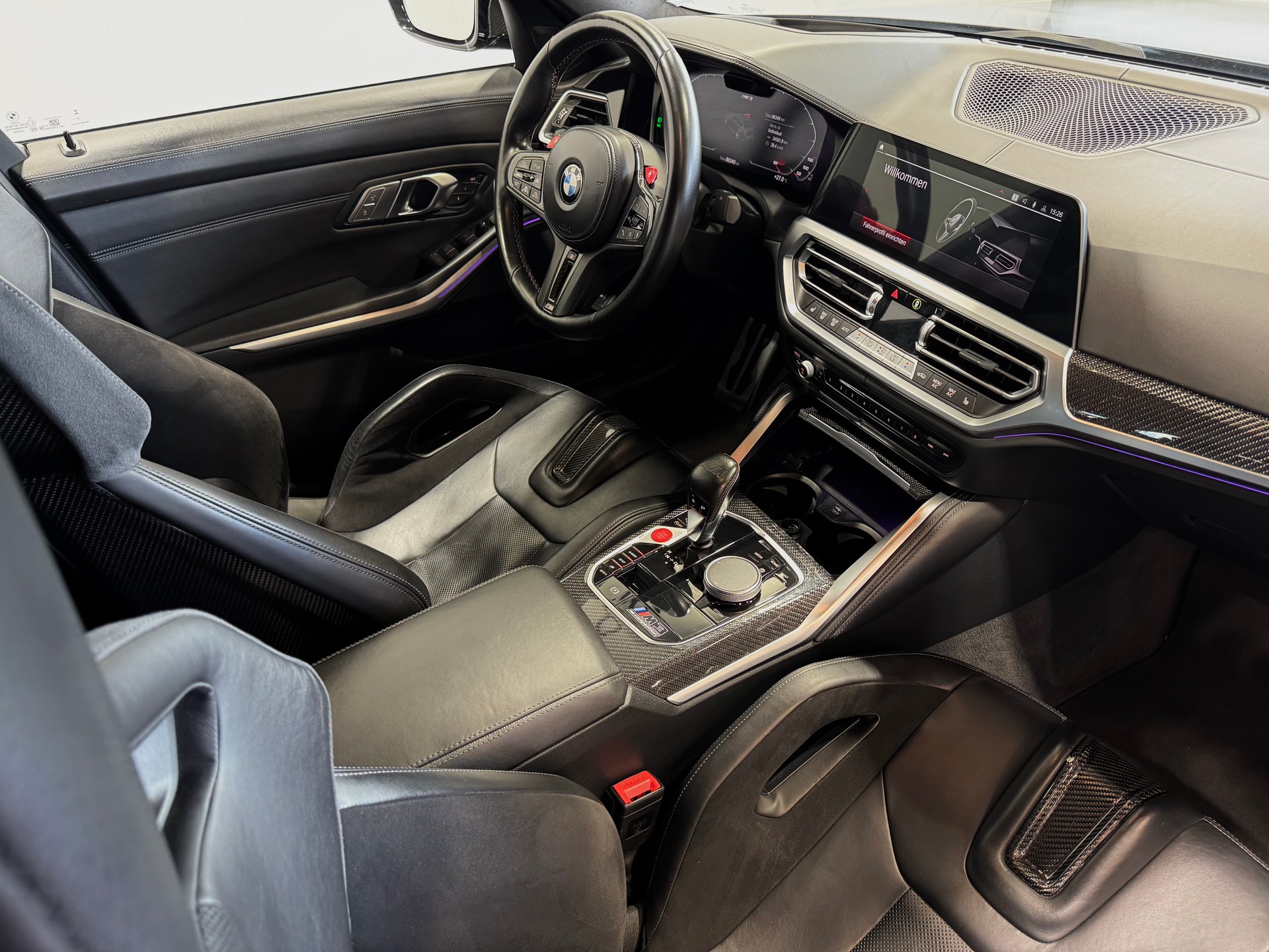 BMW M3 Competition xDrive-image-5