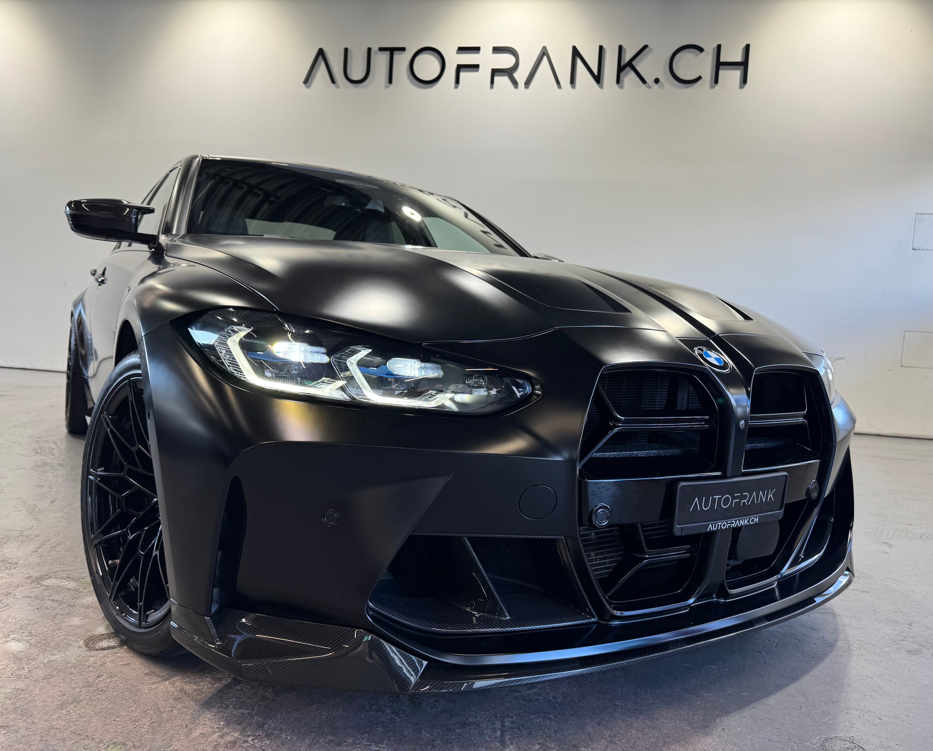 BMW M3 Competition xDrive-image-13