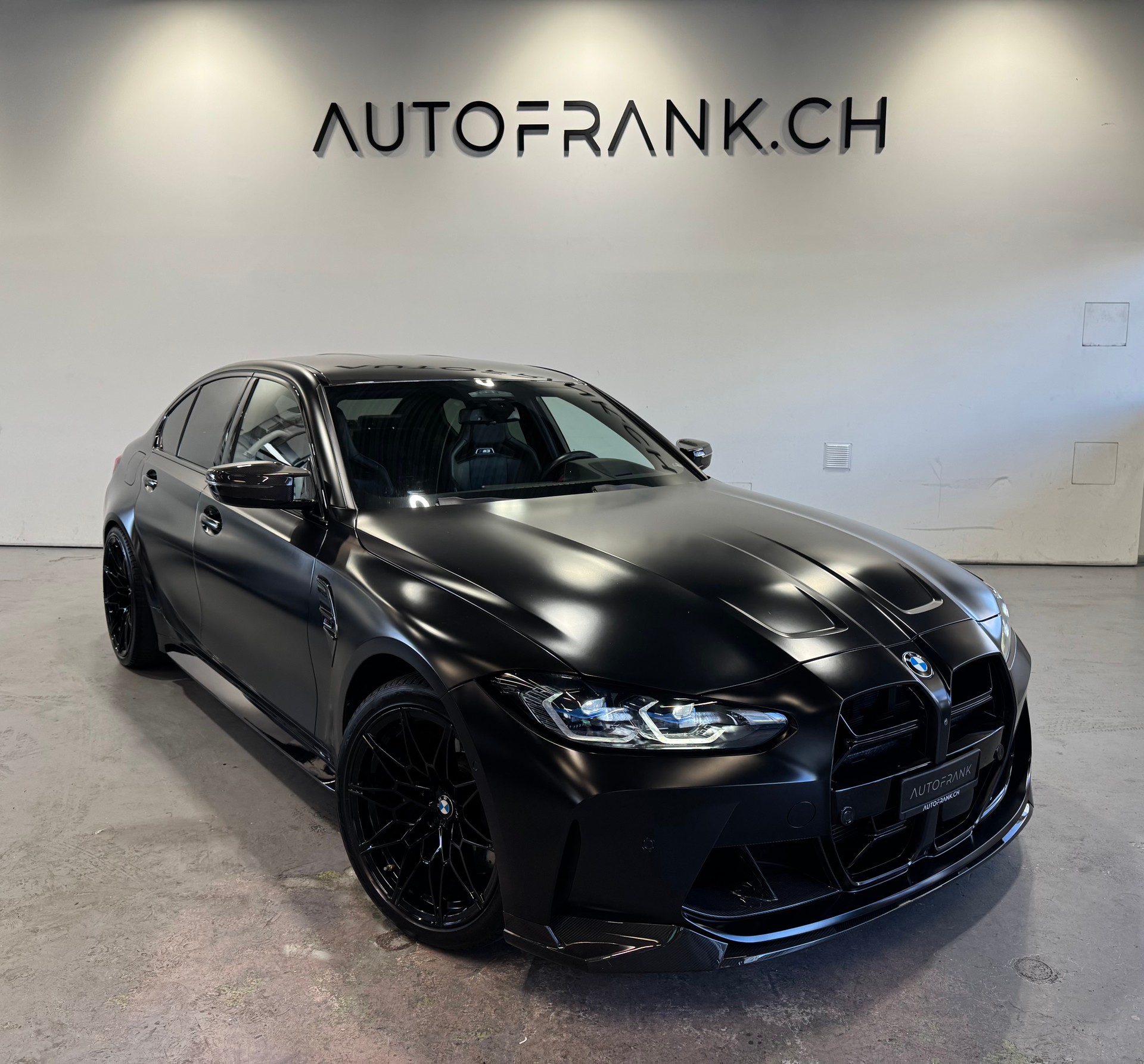 BMW M3 Competition xDrive-image-14